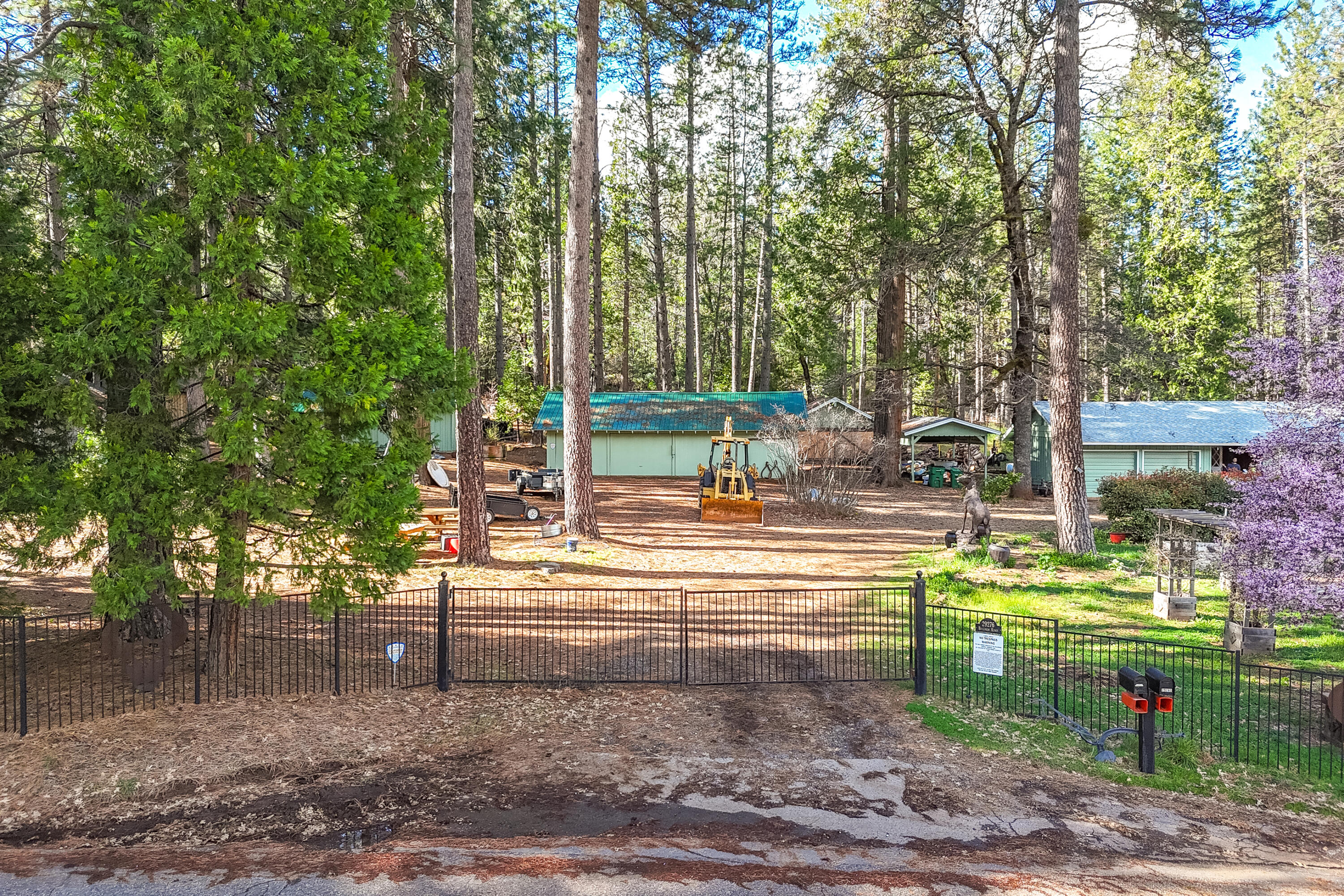 main property photo 4