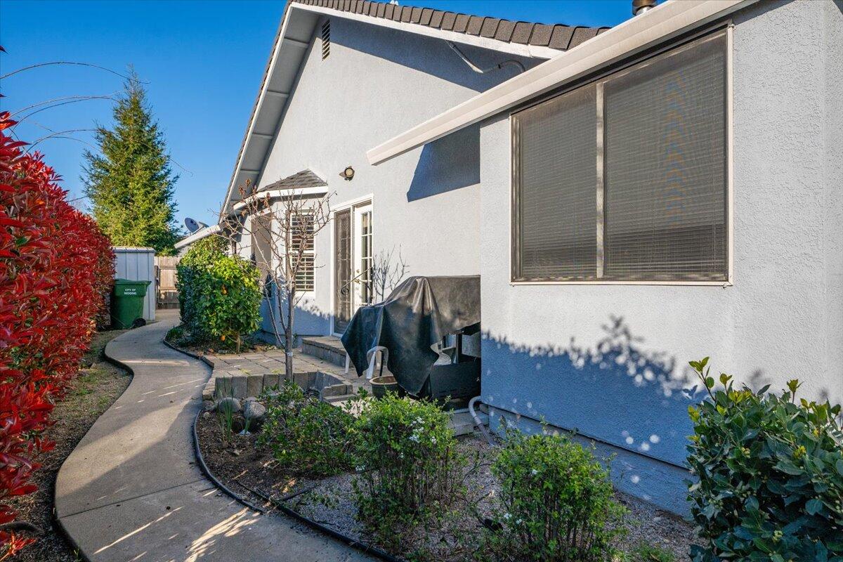 main property photo 39