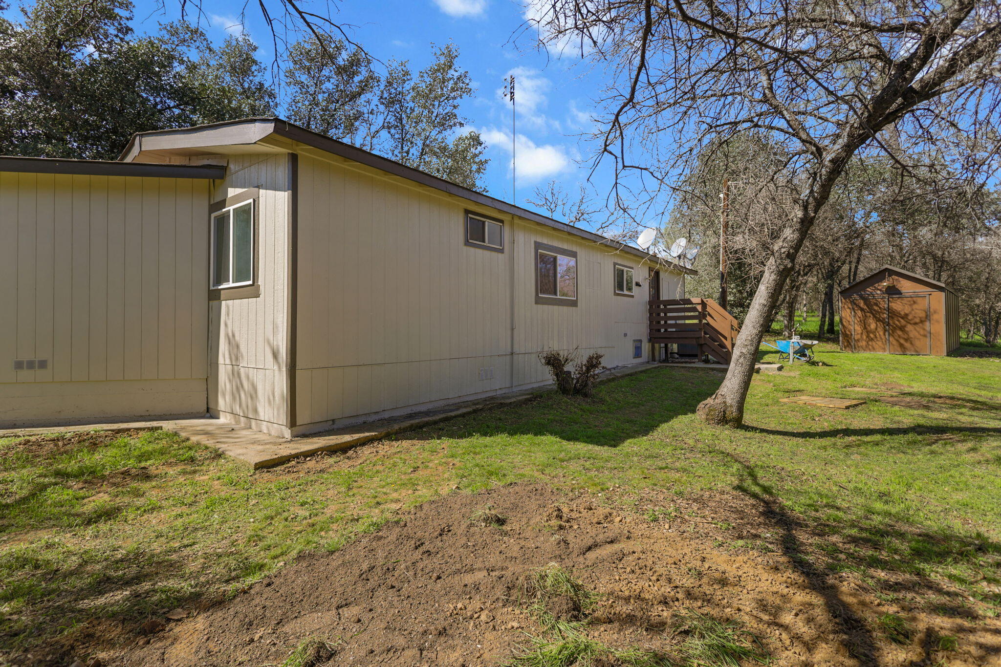 main property photo 44