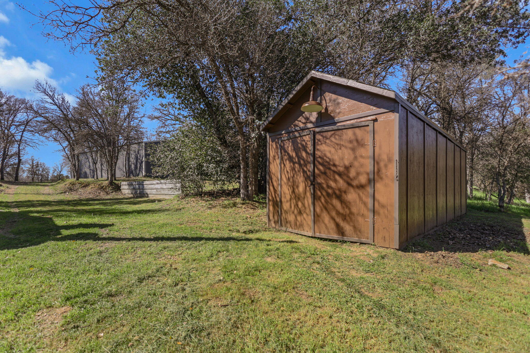 main property photo 50