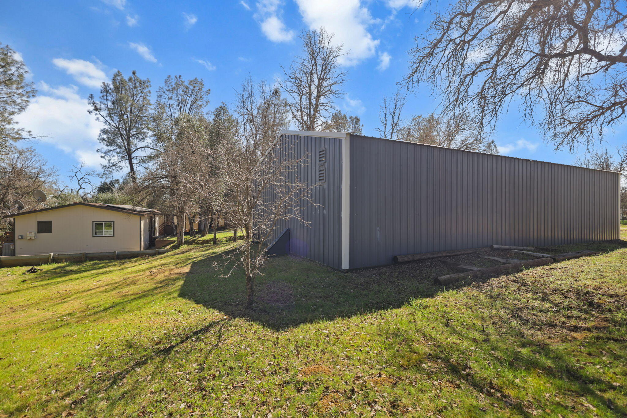 main property photo 59