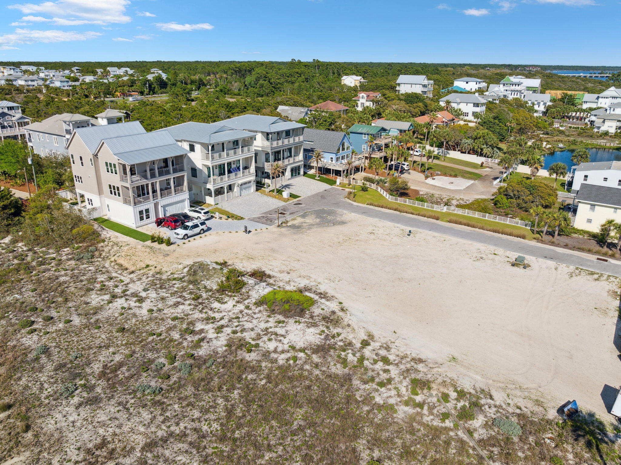 main property photo 40