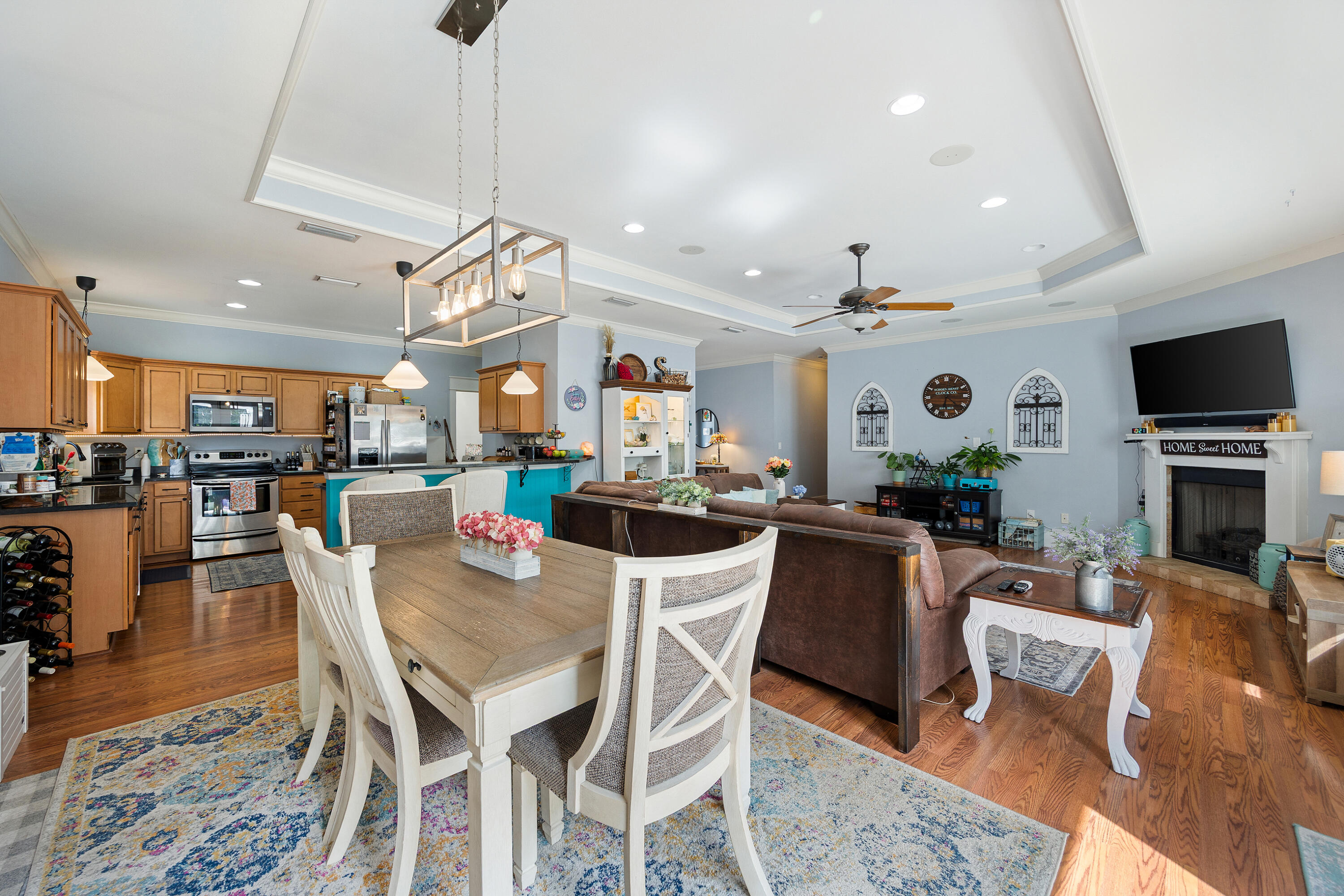 main property photo 6