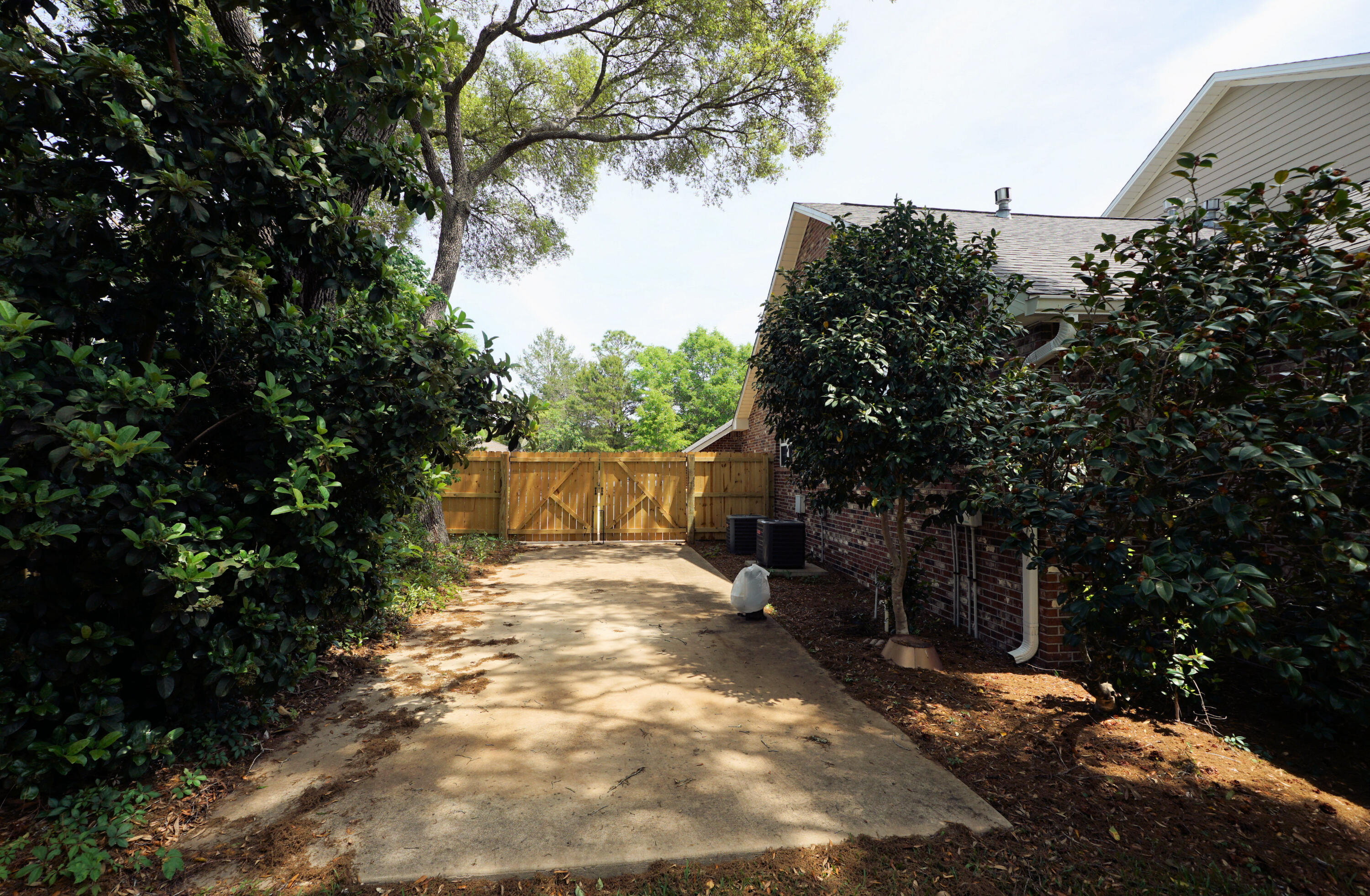 main property photo 51