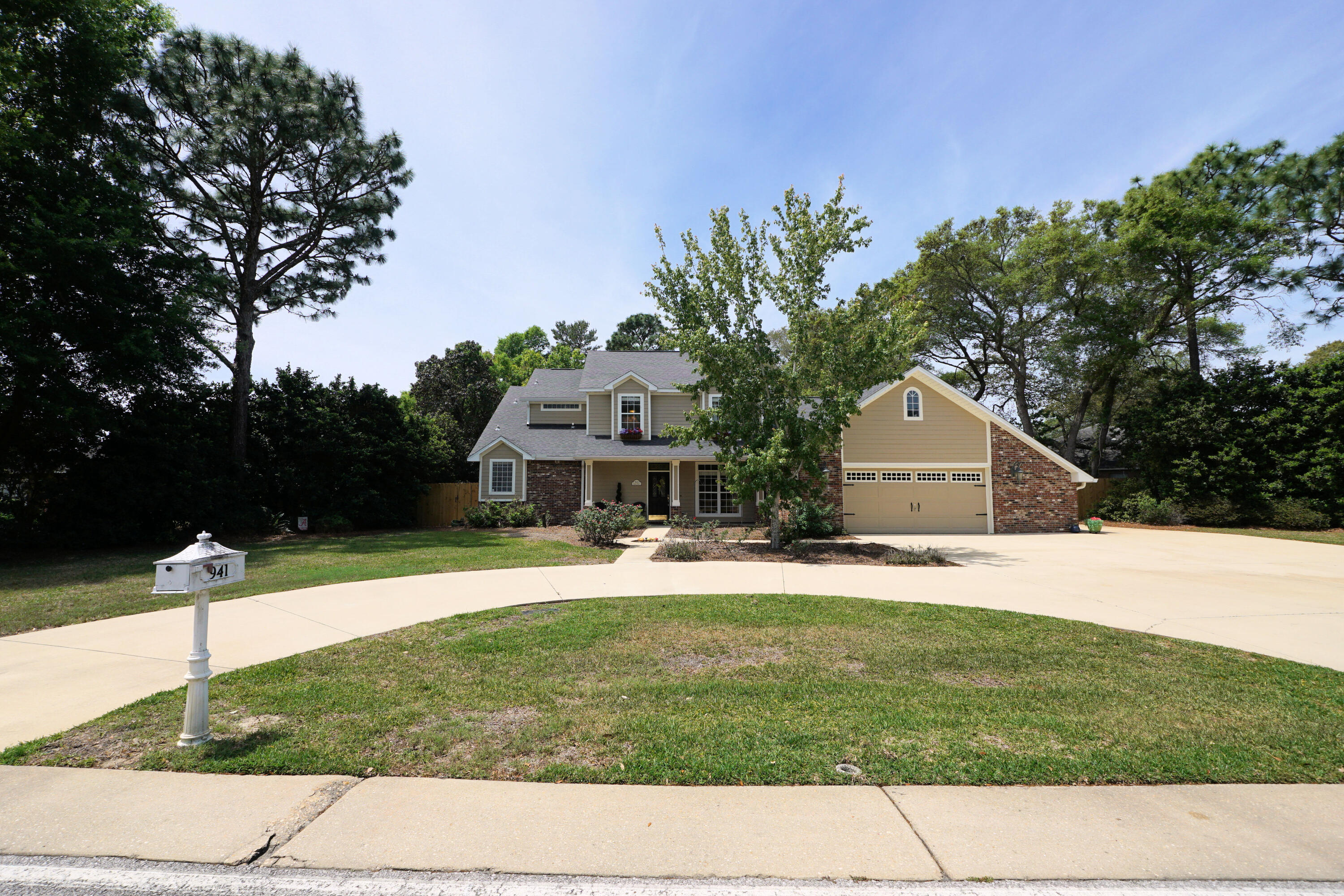 main property photo 6