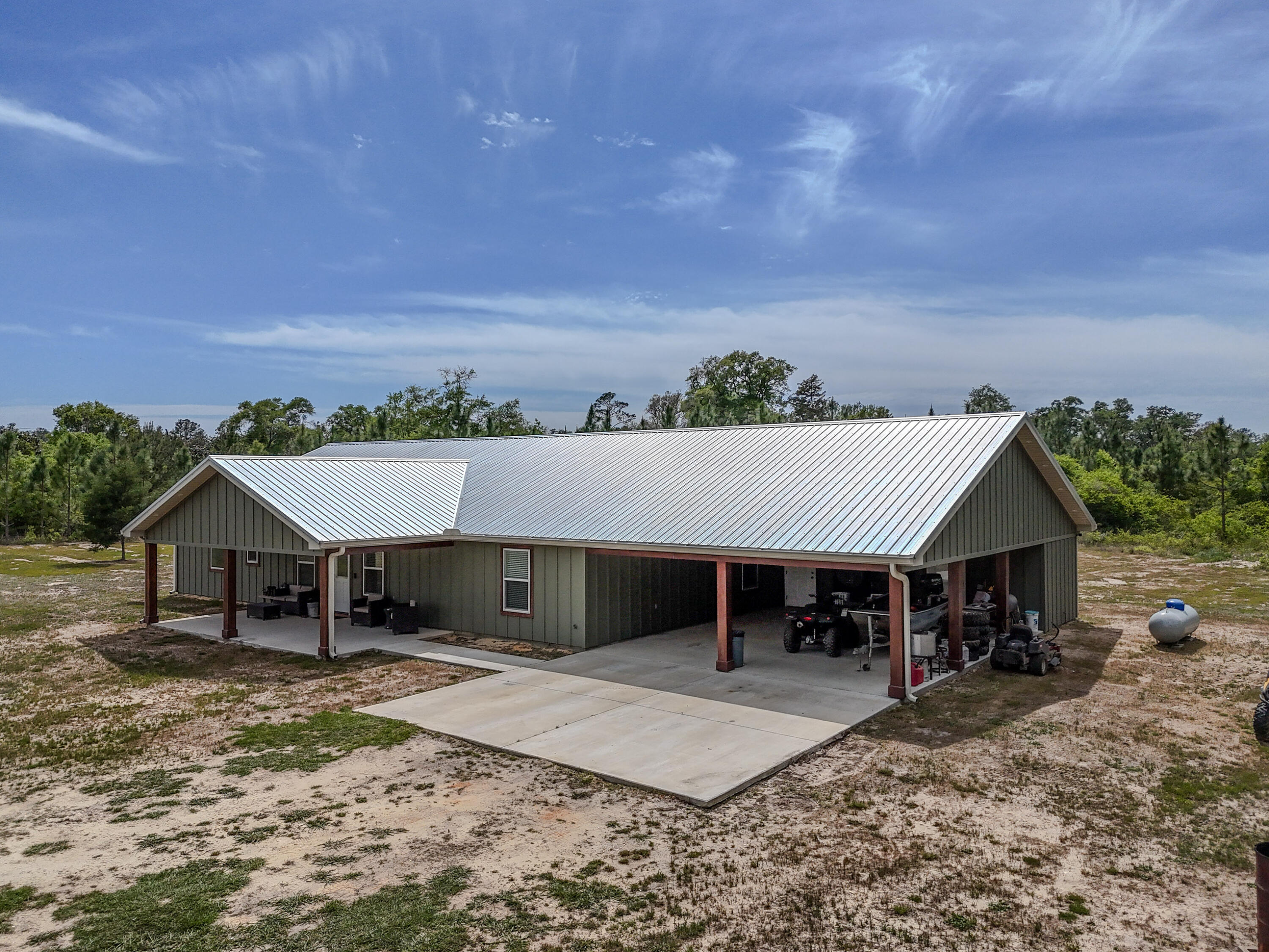 main property photo 46