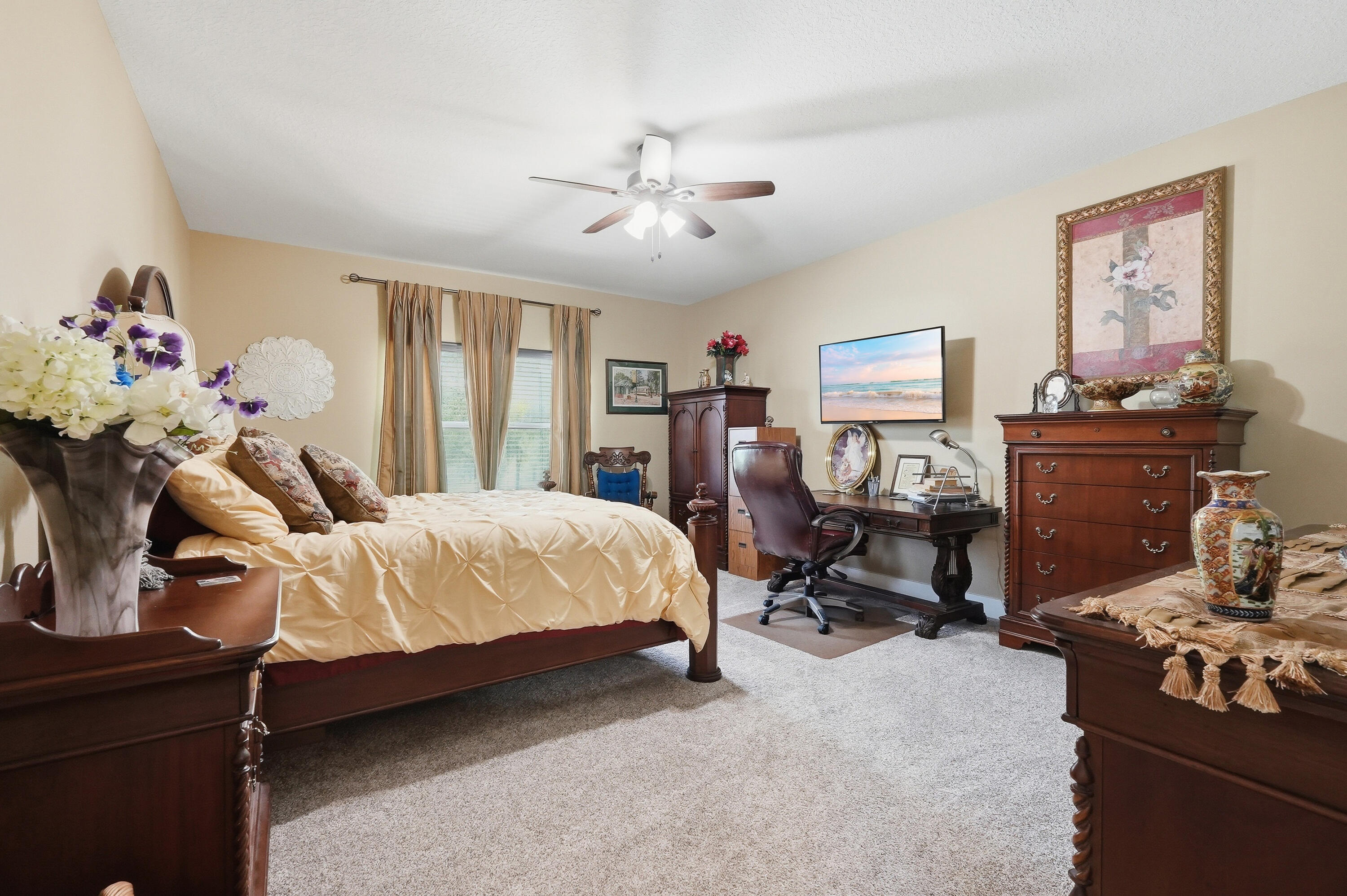 main property photo 70