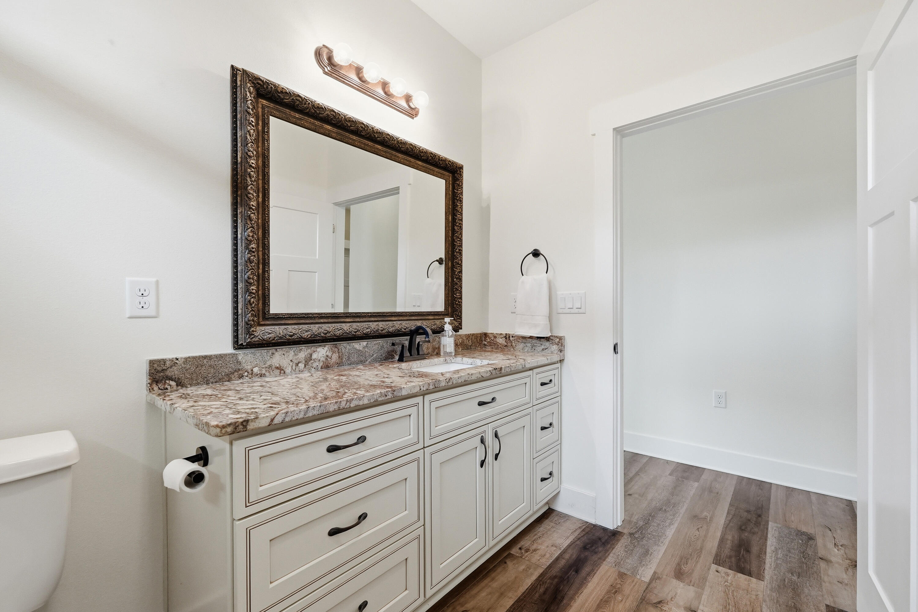 main property photo 73