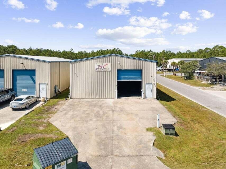 main property photo 8