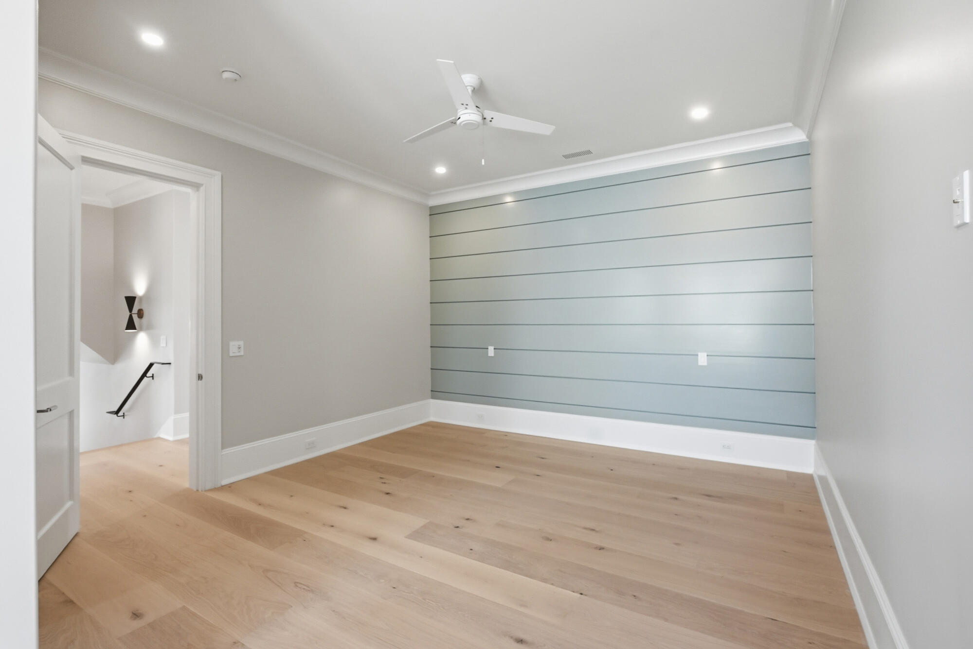 main property photo 68