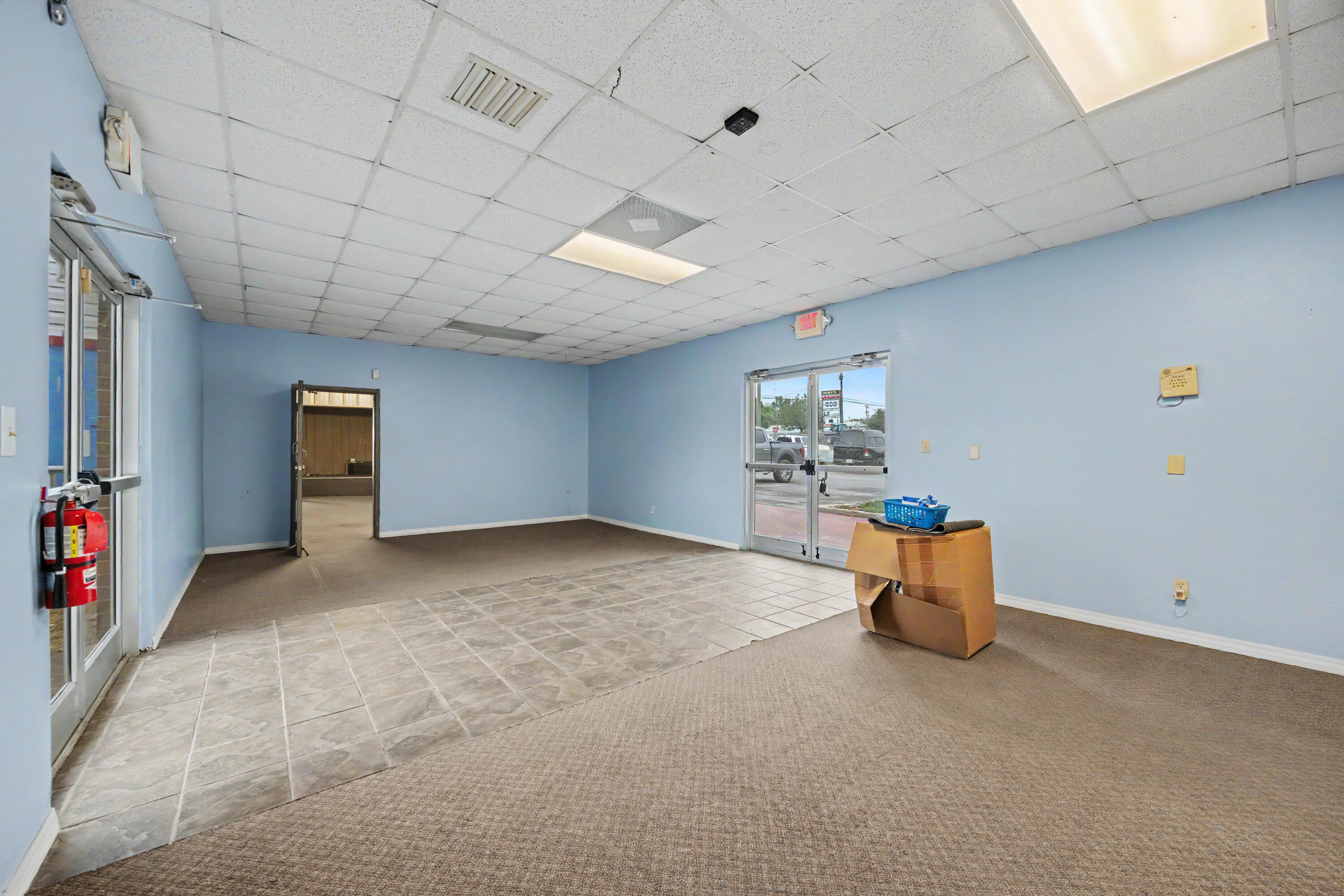 main property photo 40