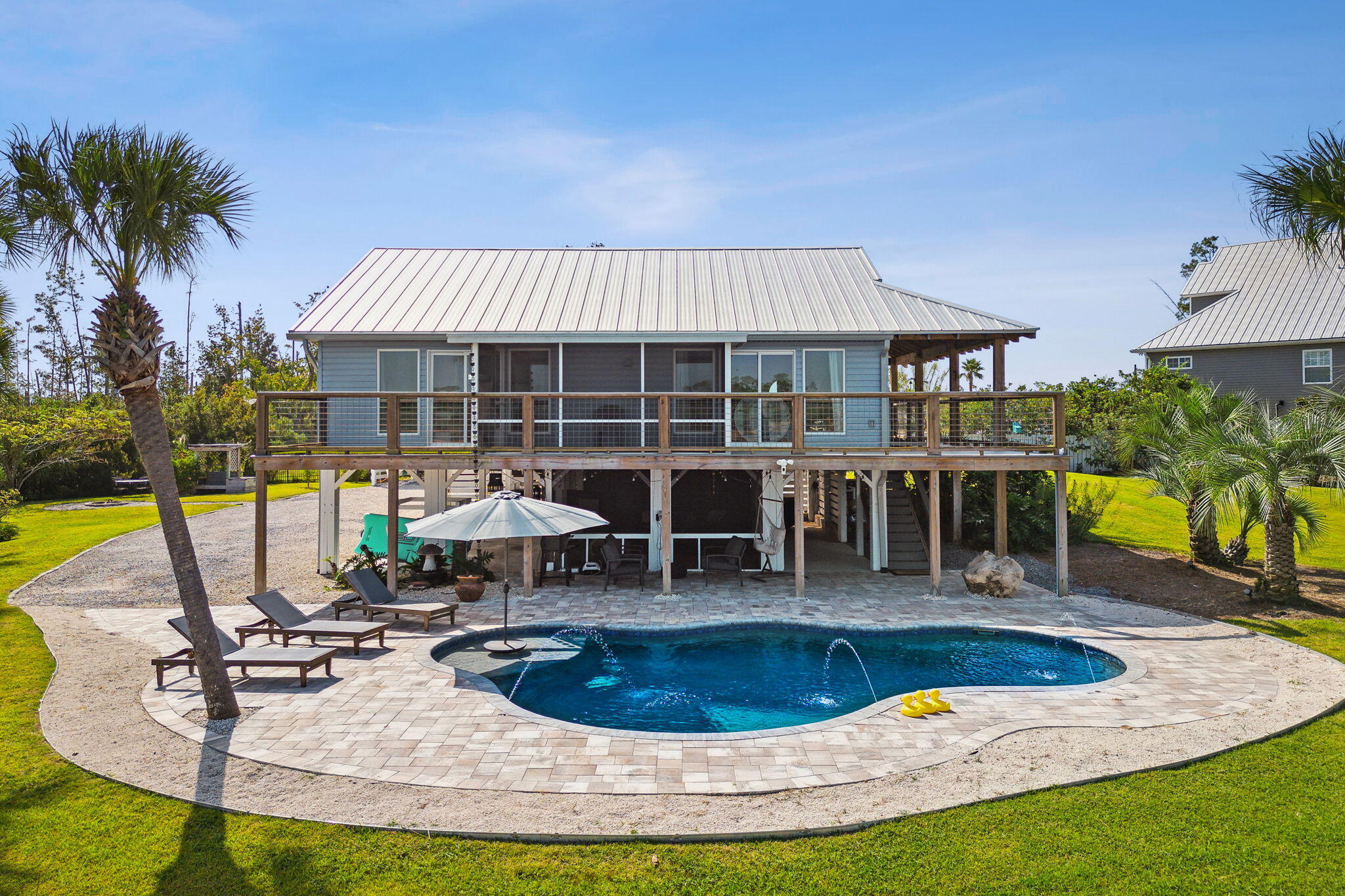 main property photo 35