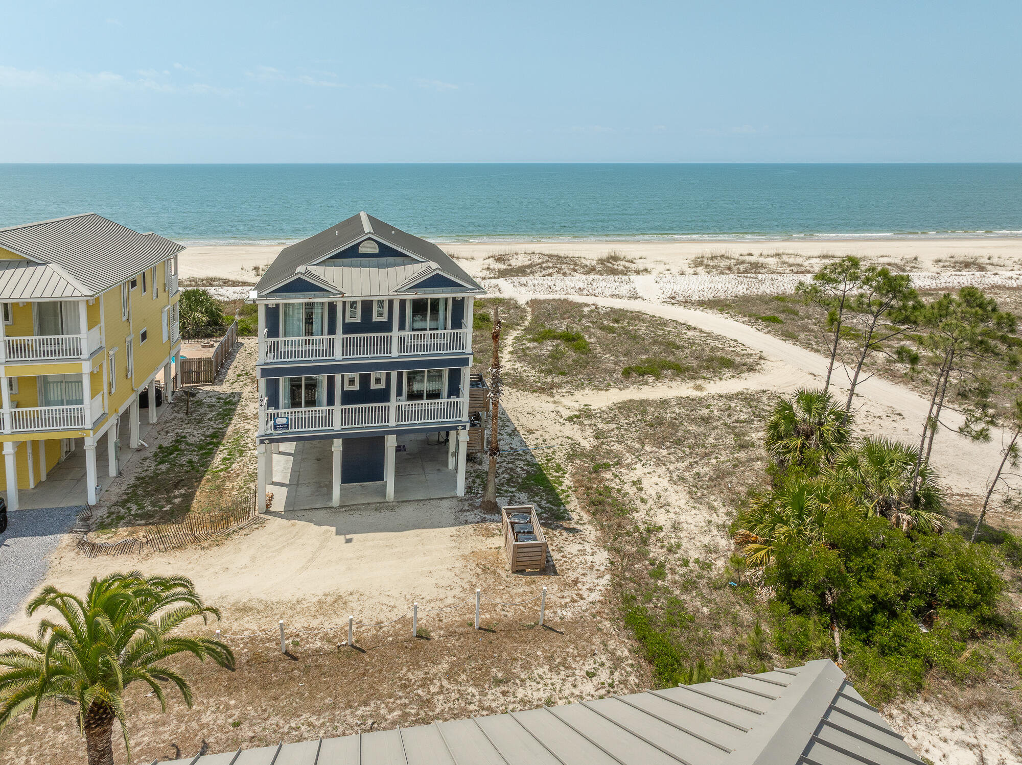 main property photo 40