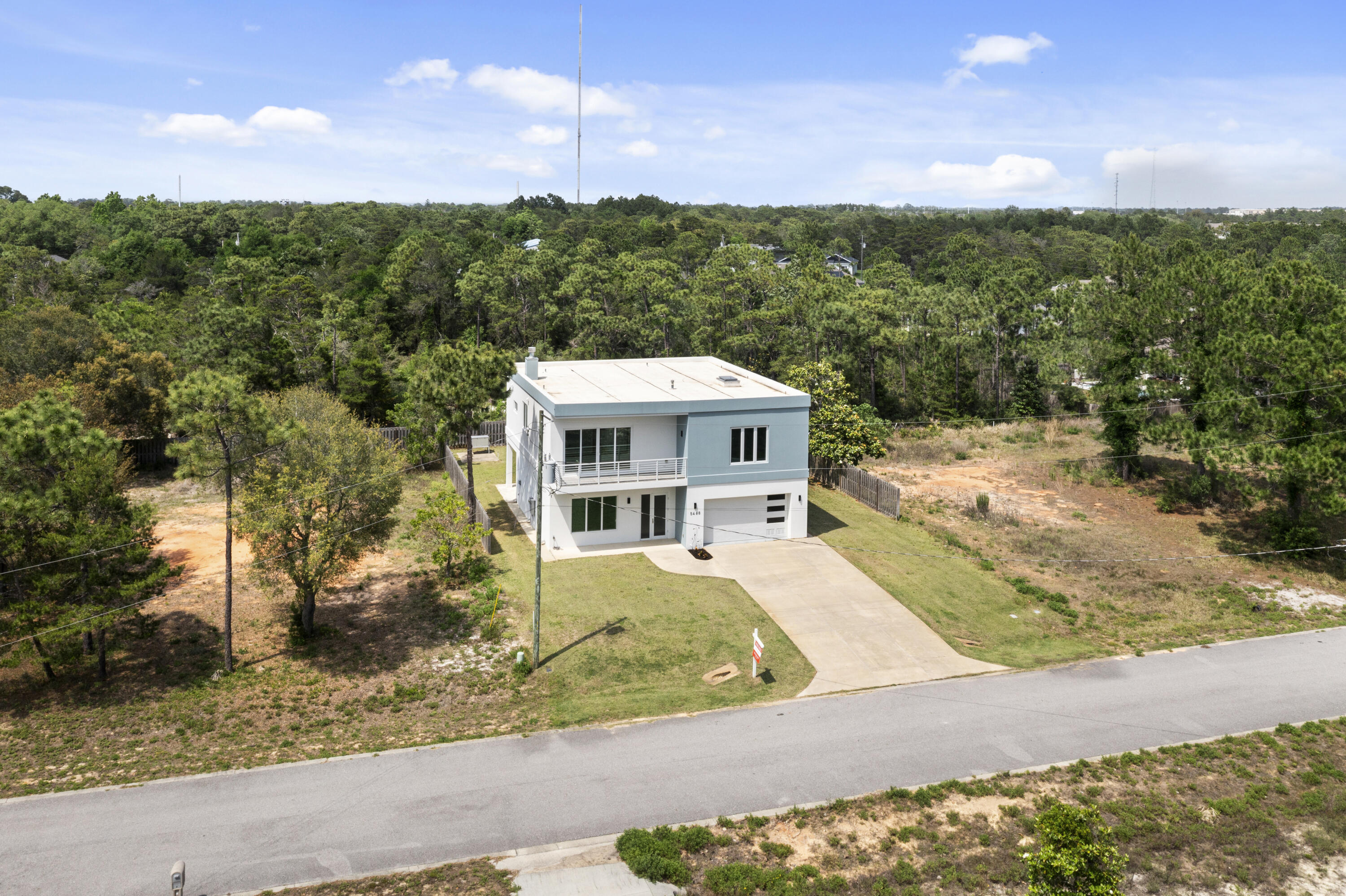 main property photo 48