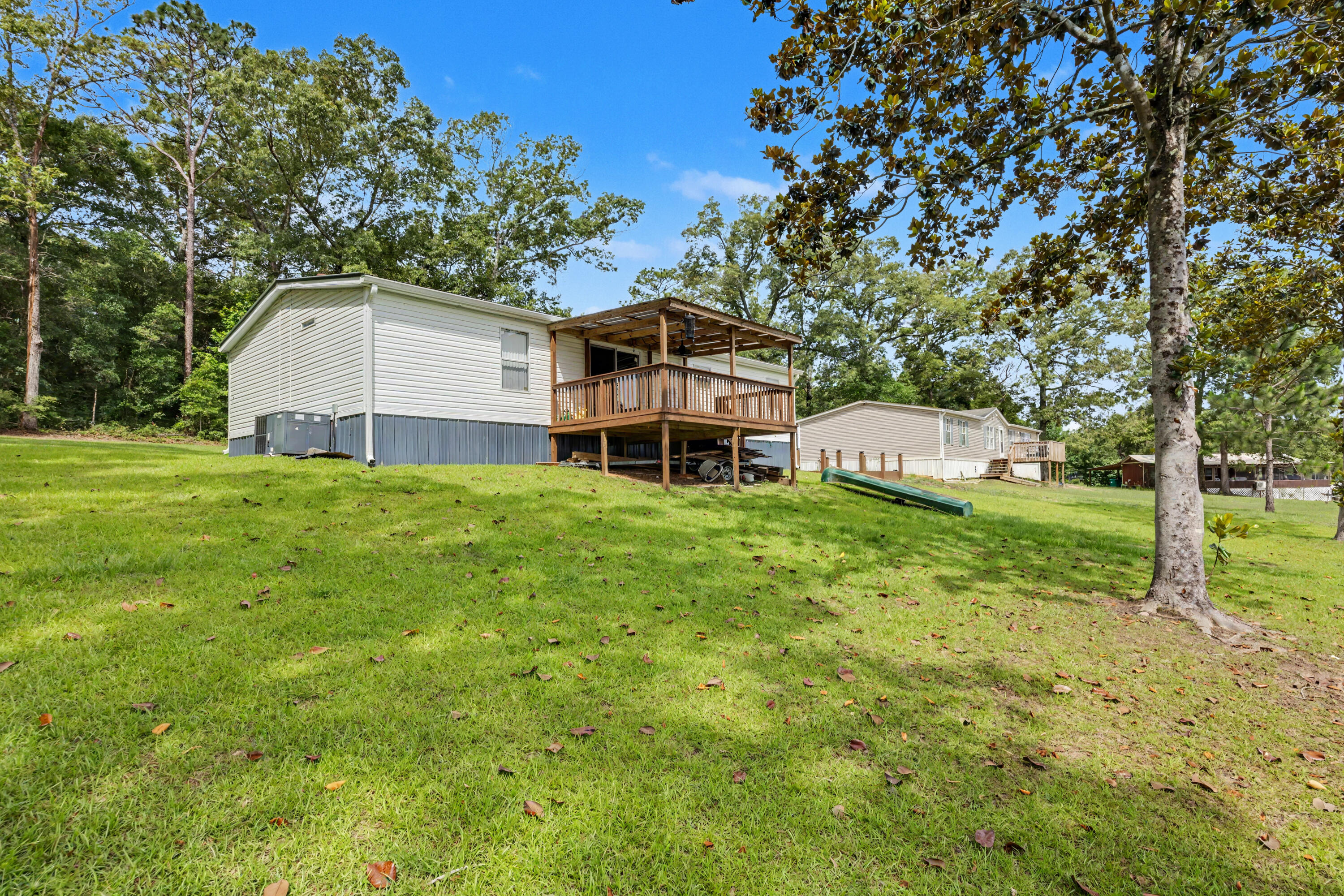 main property photo 36