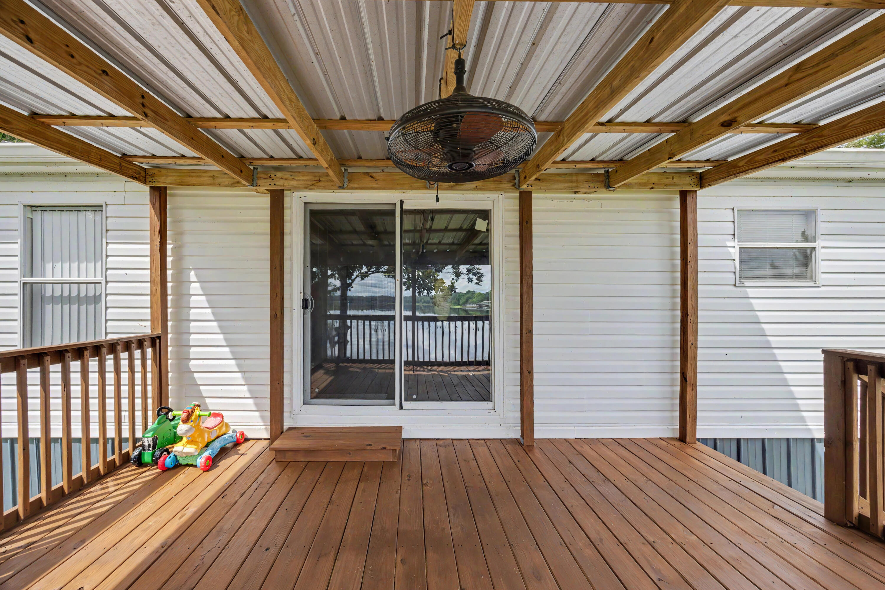 main property photo 41