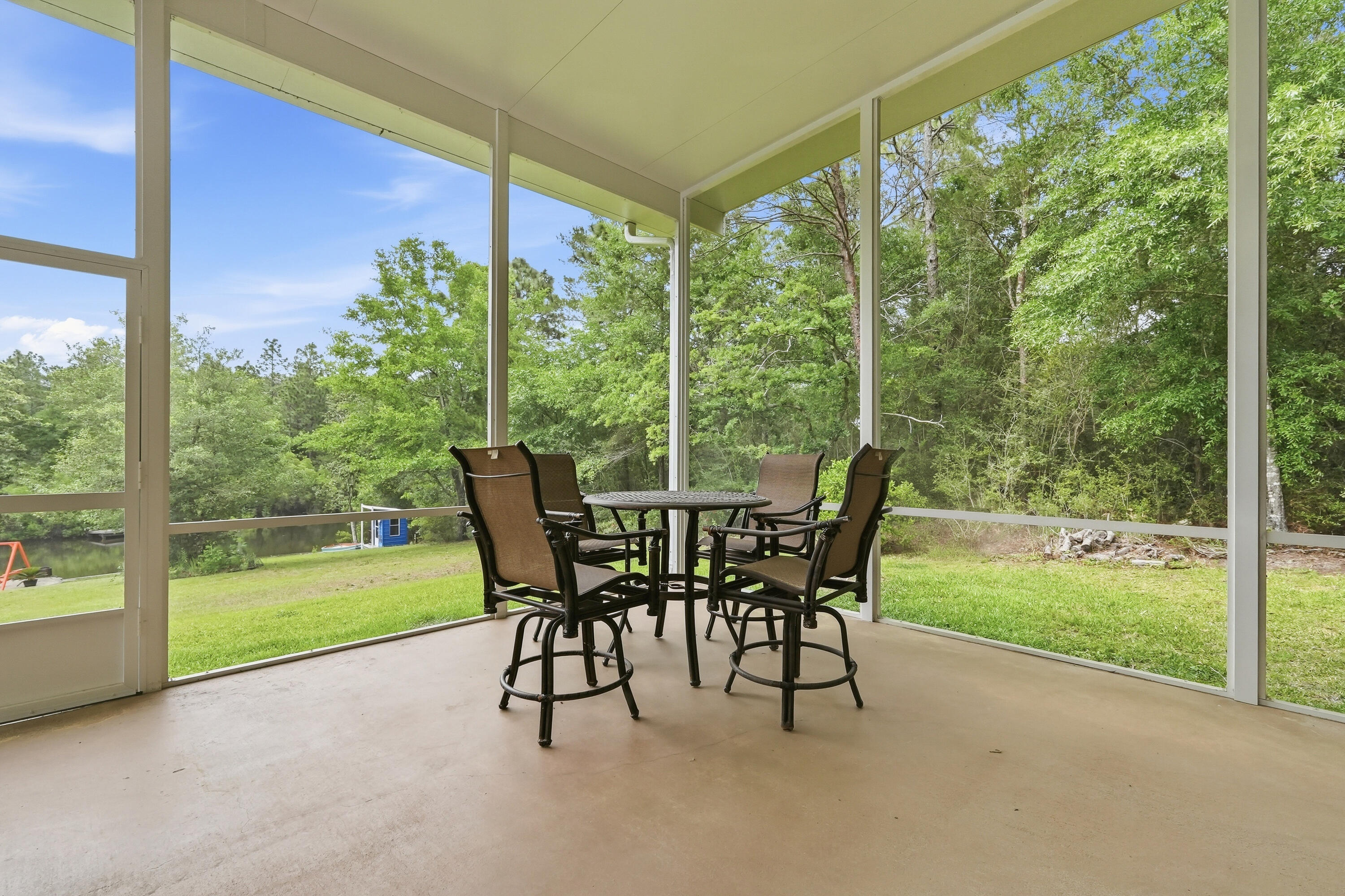 main property photo 48