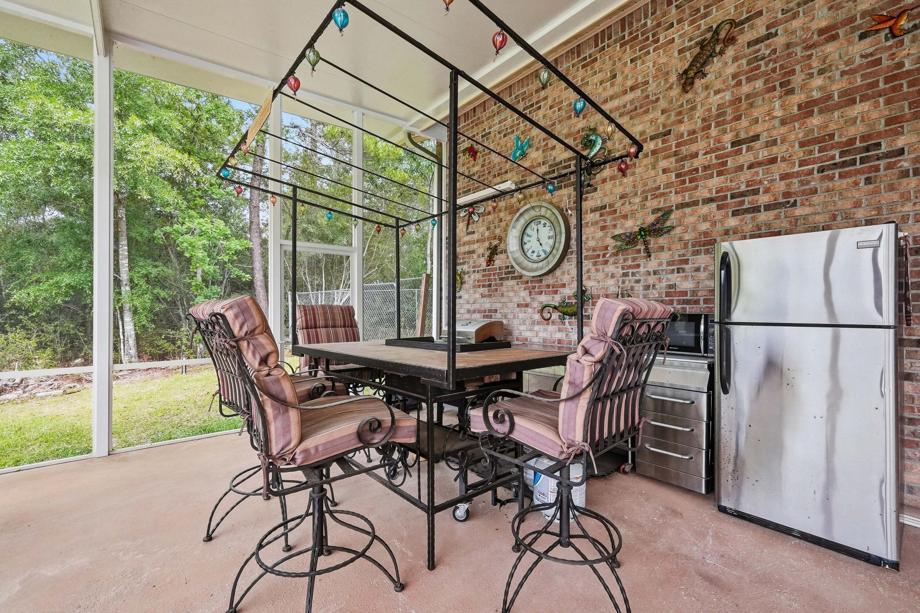 main property photo 49
