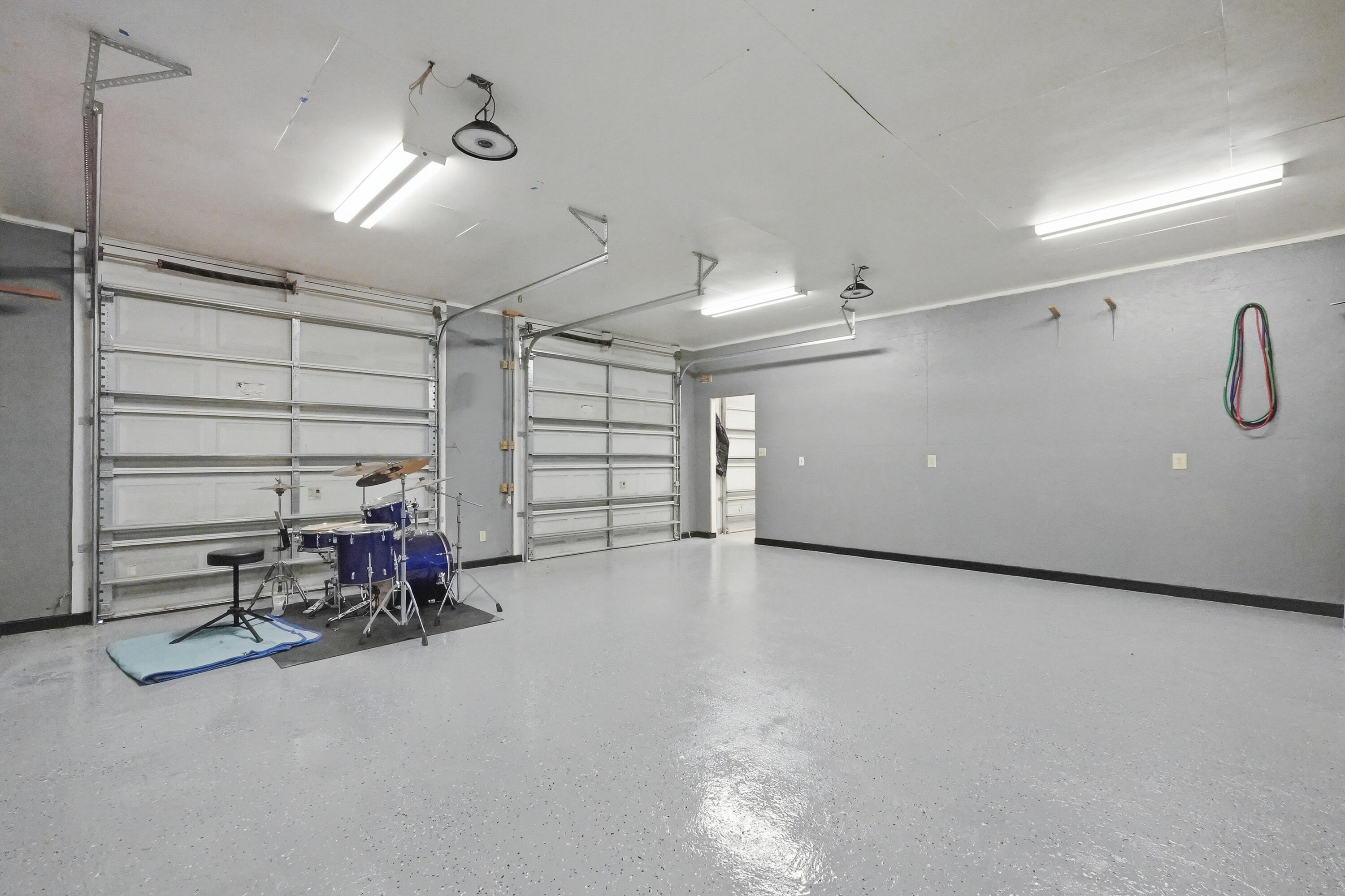 main property photo 64