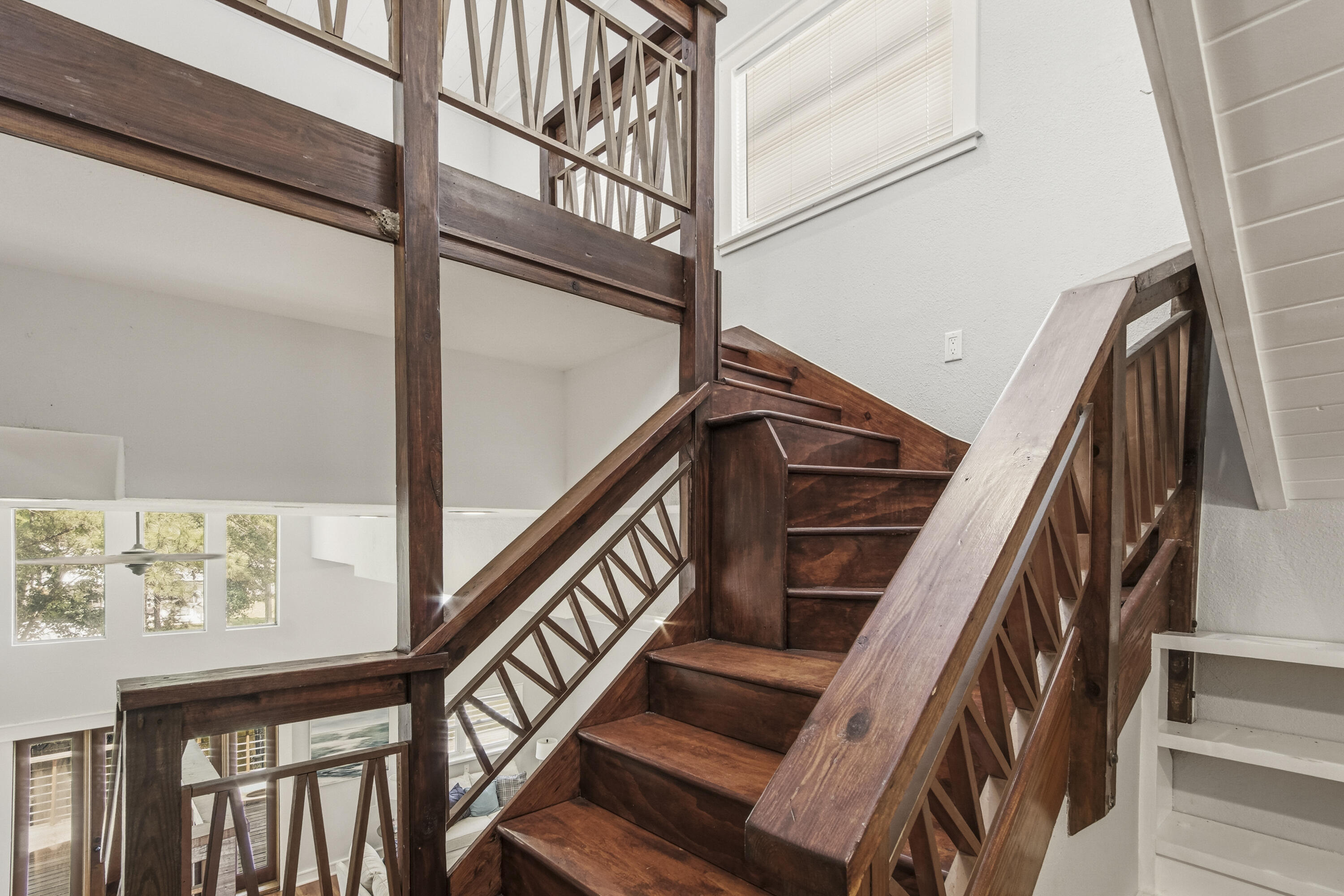 main property photo 78