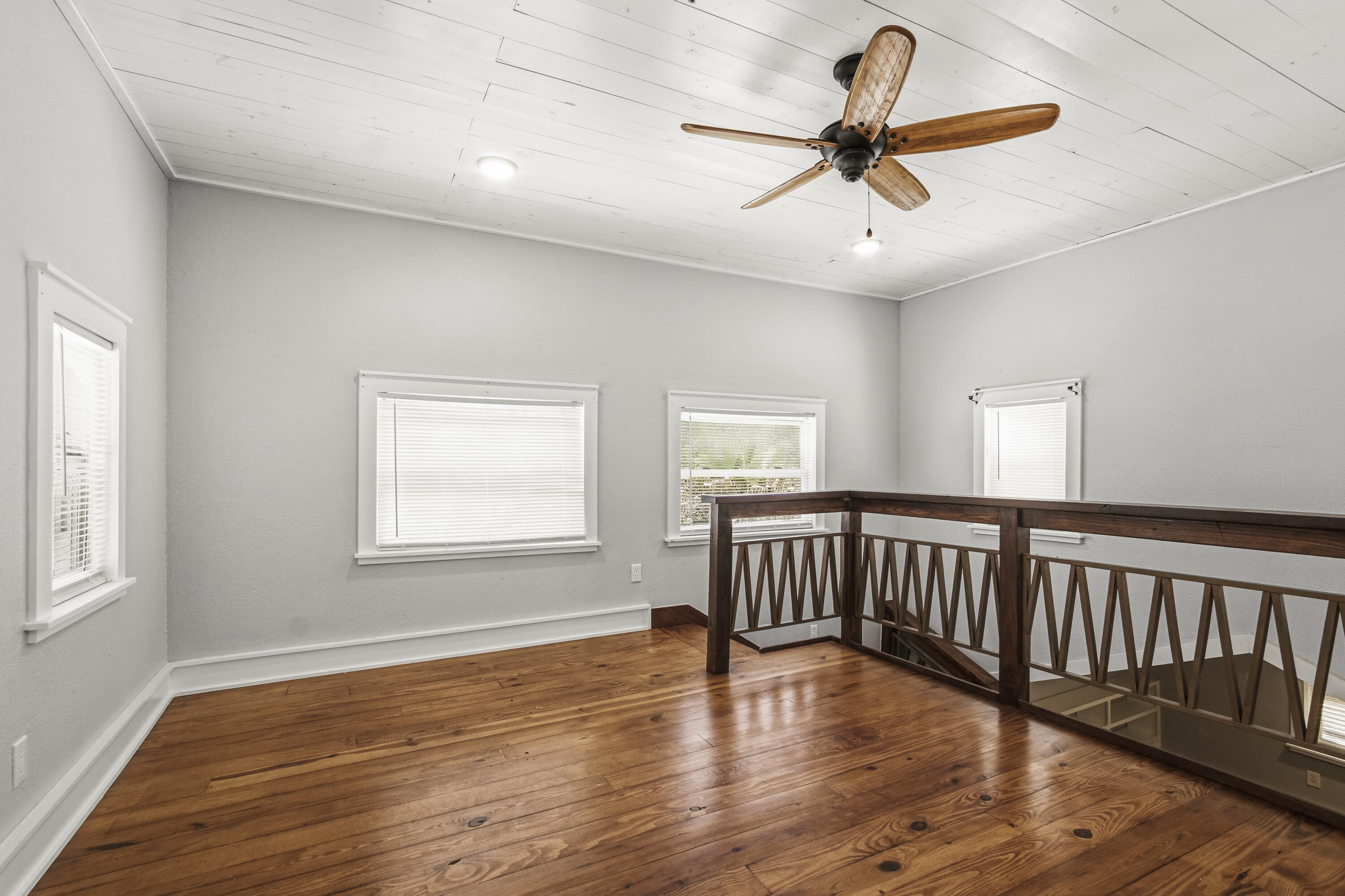 main property photo 80