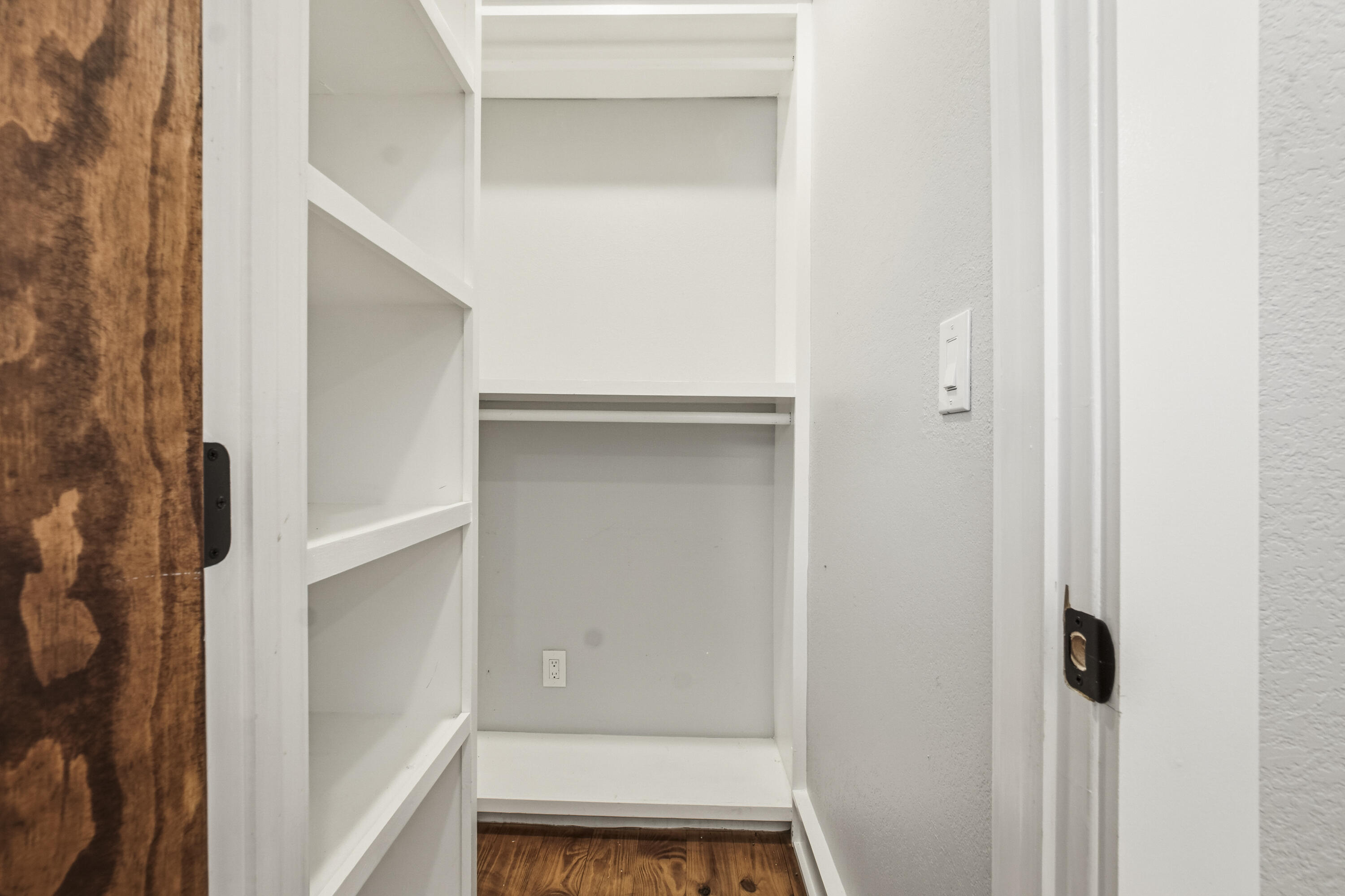 main property photo 94