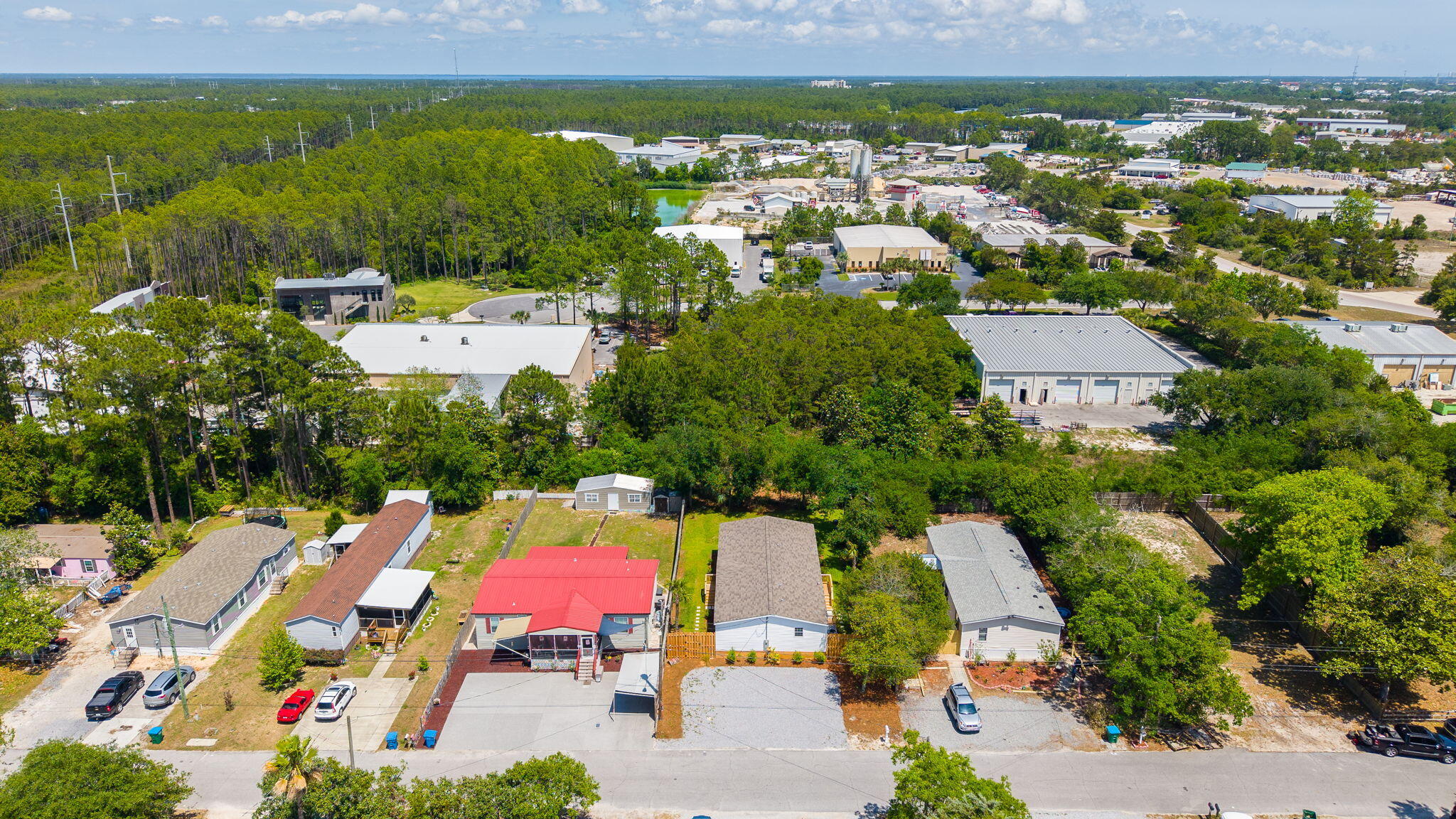 main property photo 33