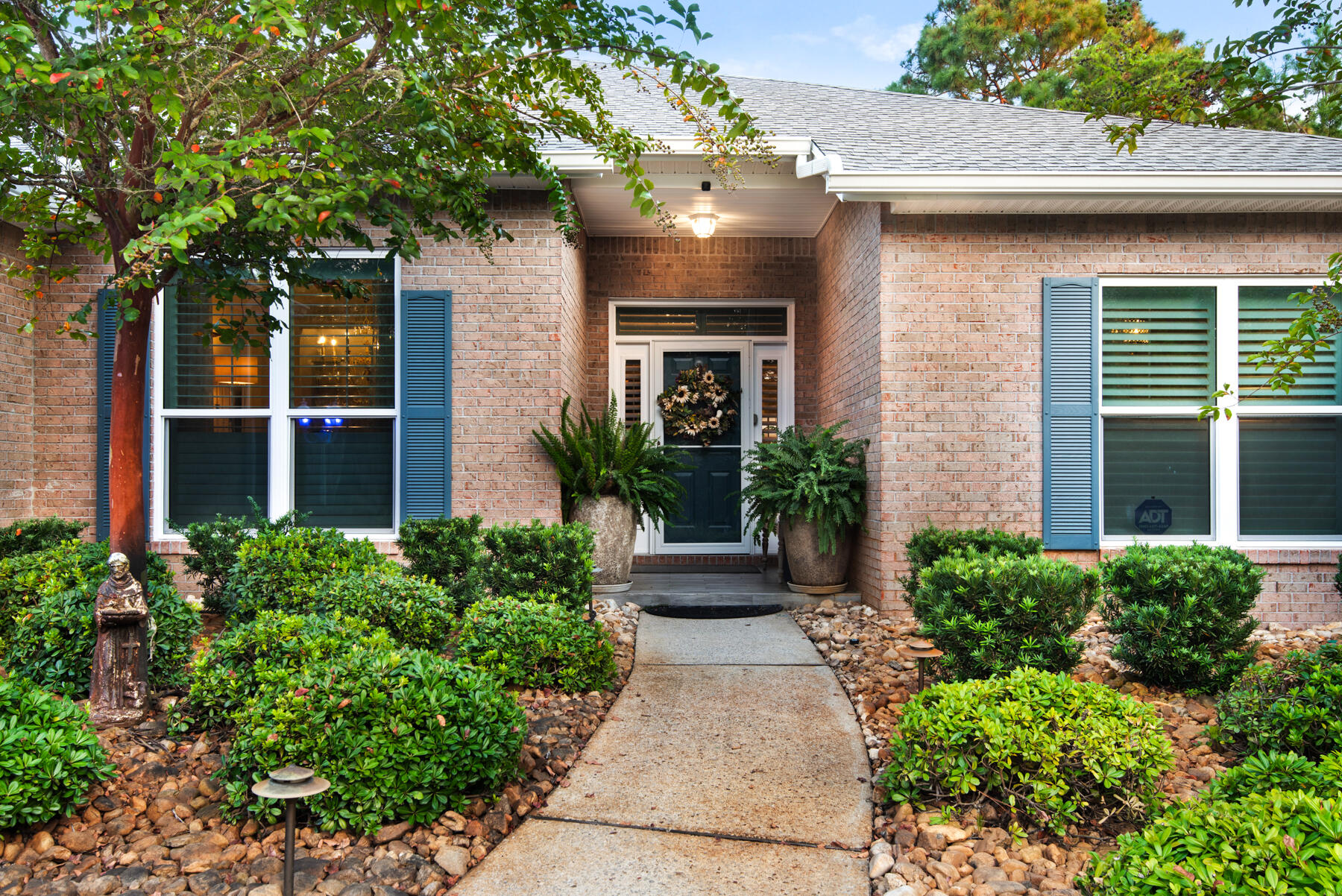 main property photo 18