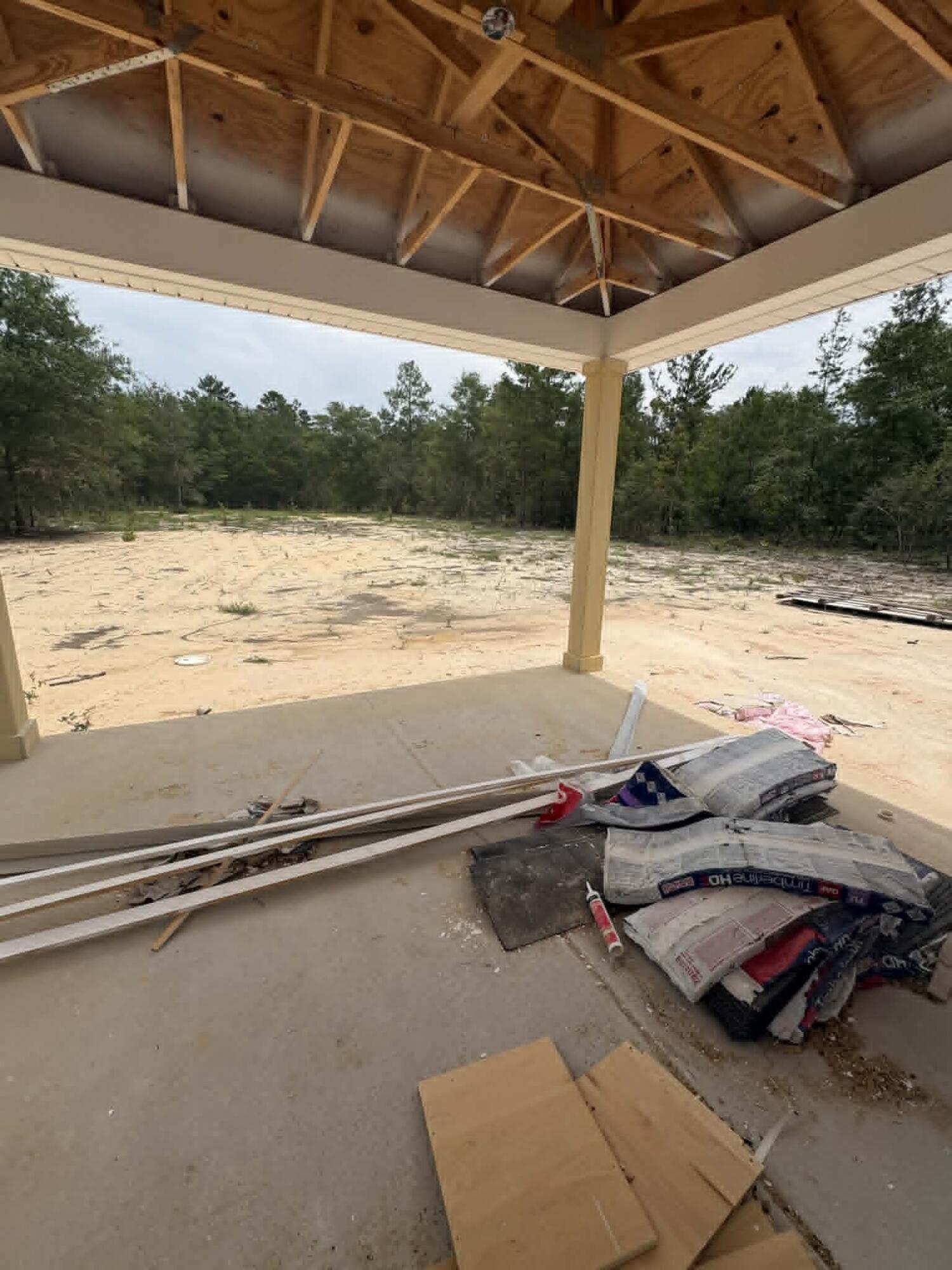 main property photo 15