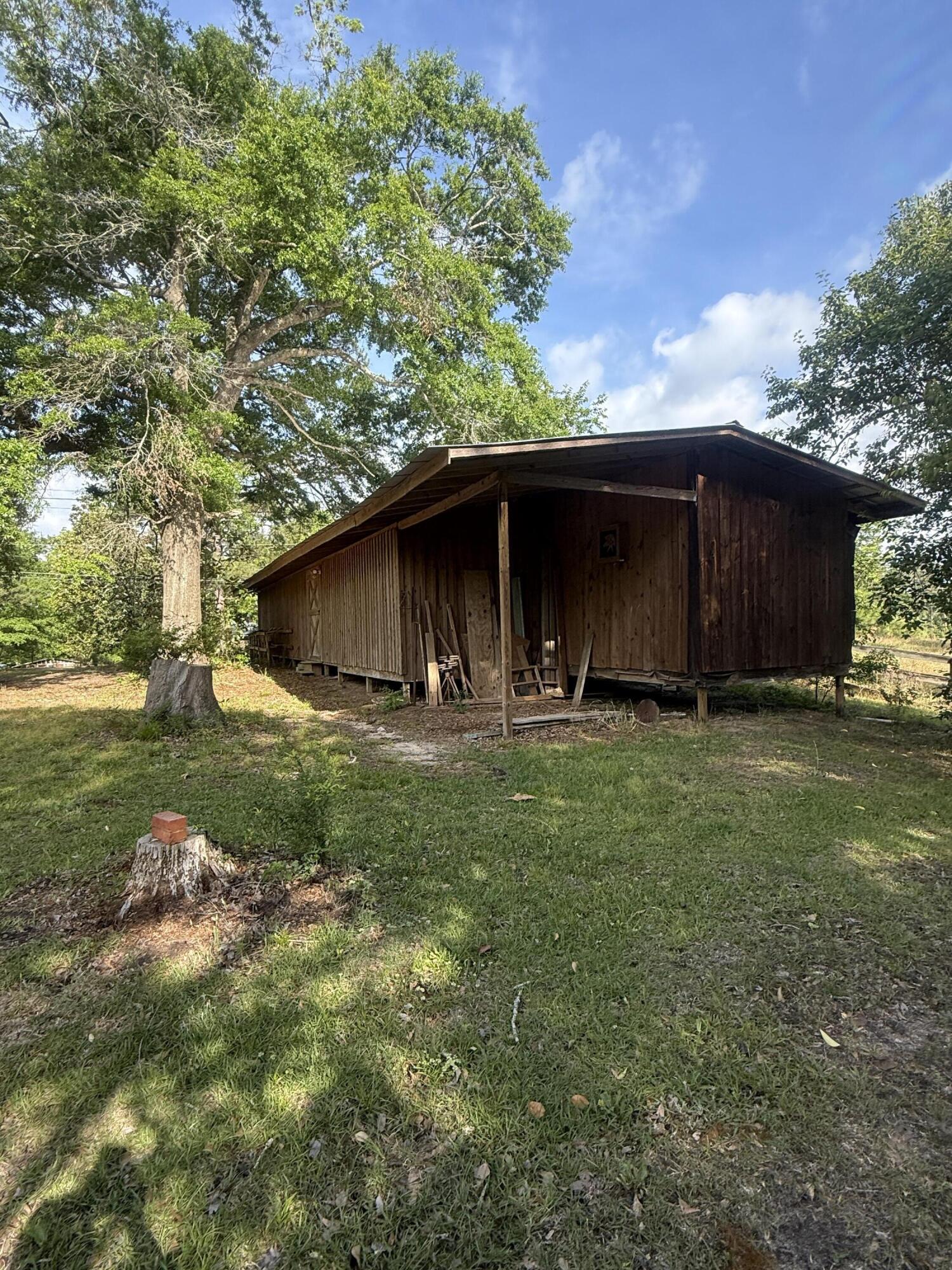 main property photo 33
