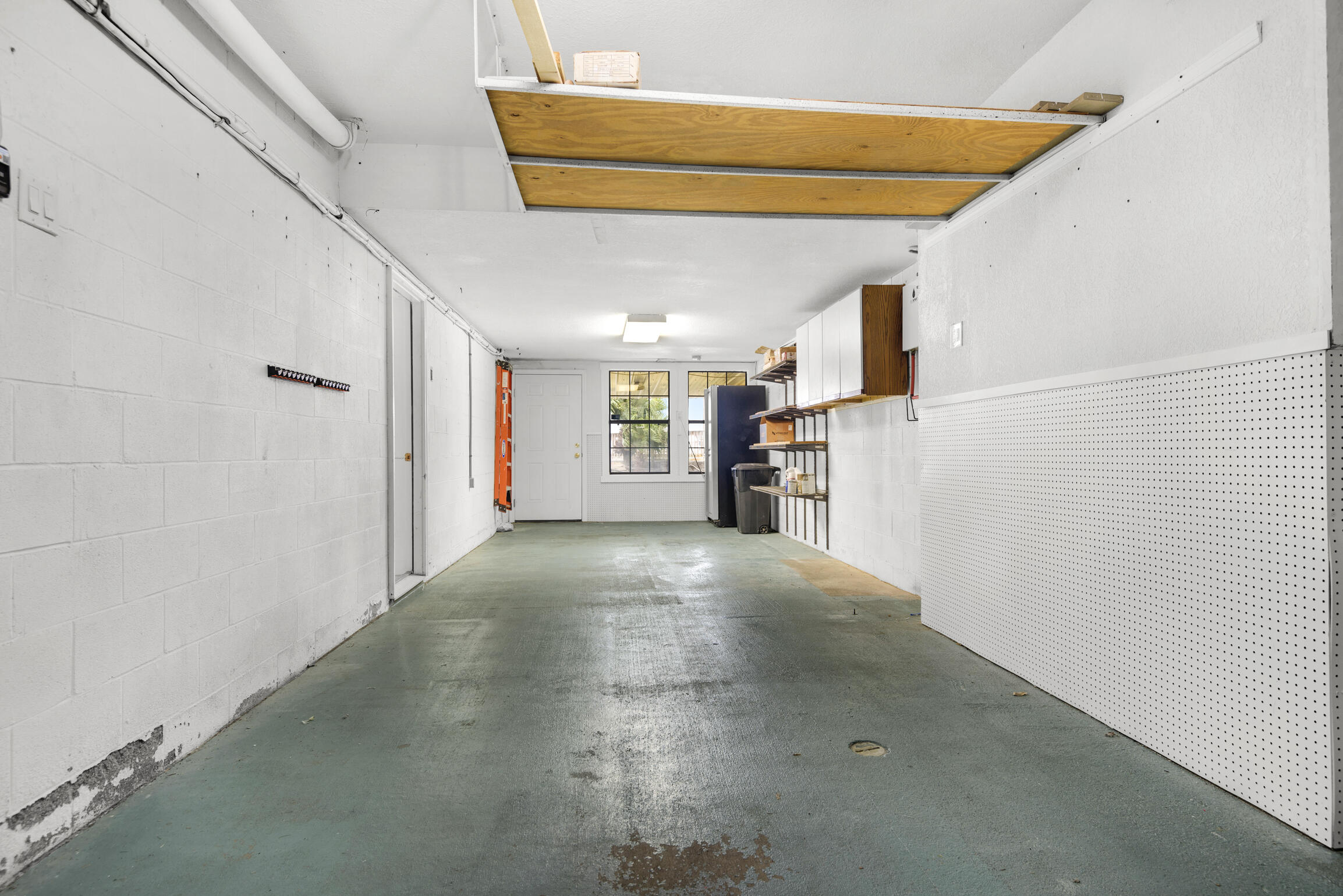main property photo 49