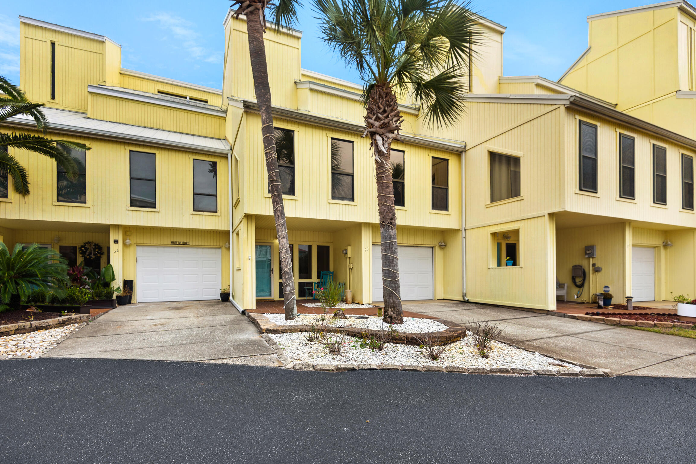 main property photo 51