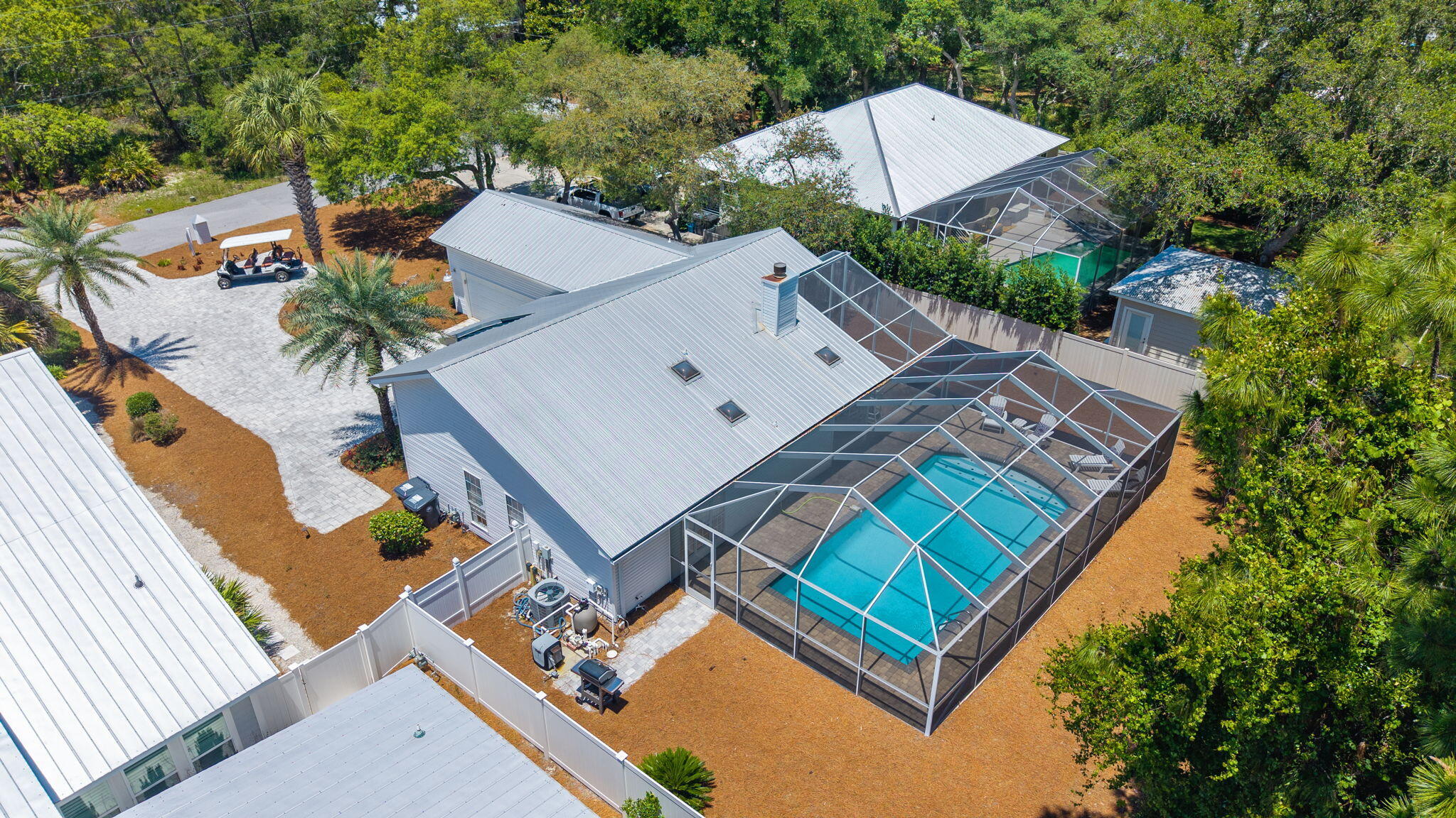 main property photo 47