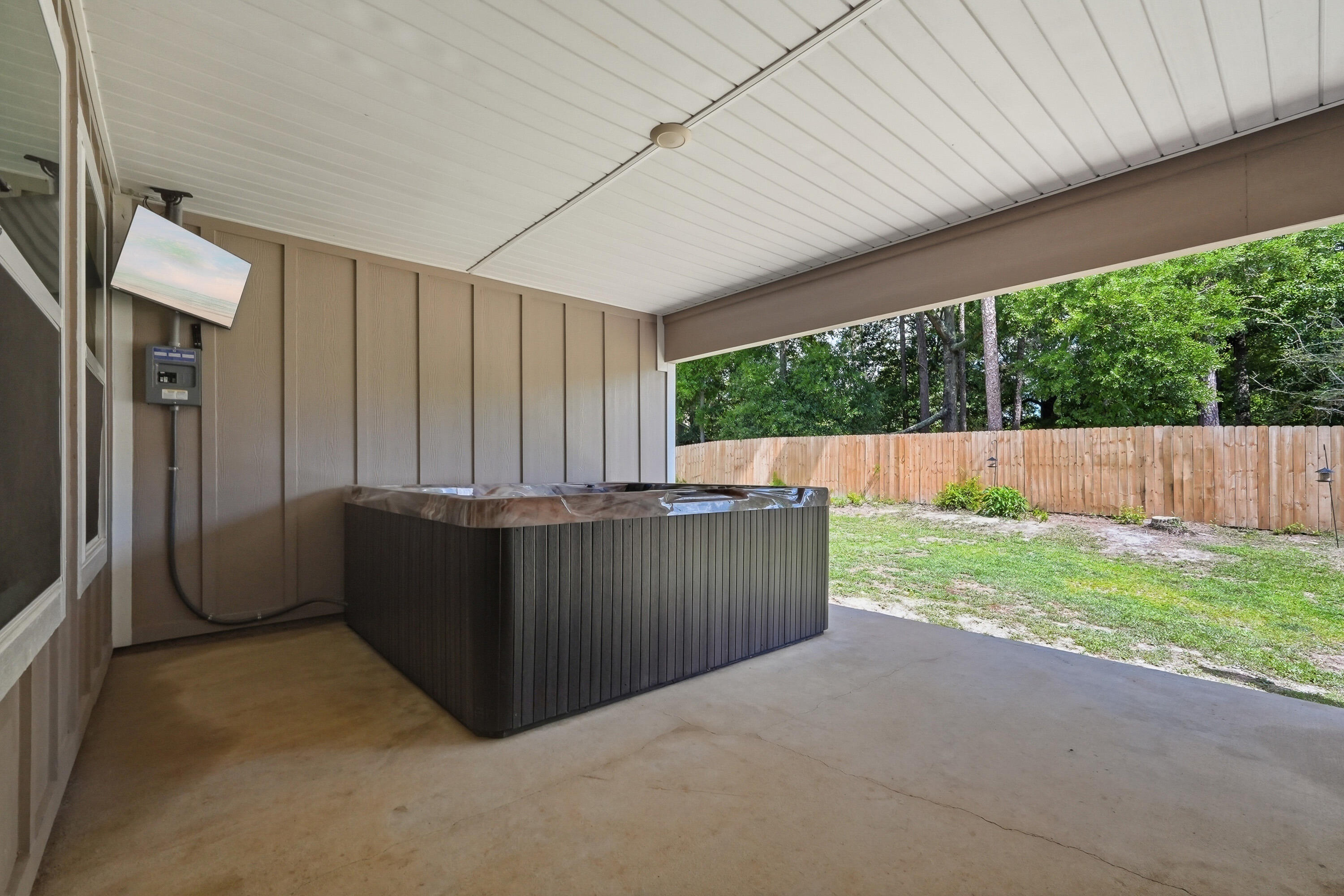 main property photo 52