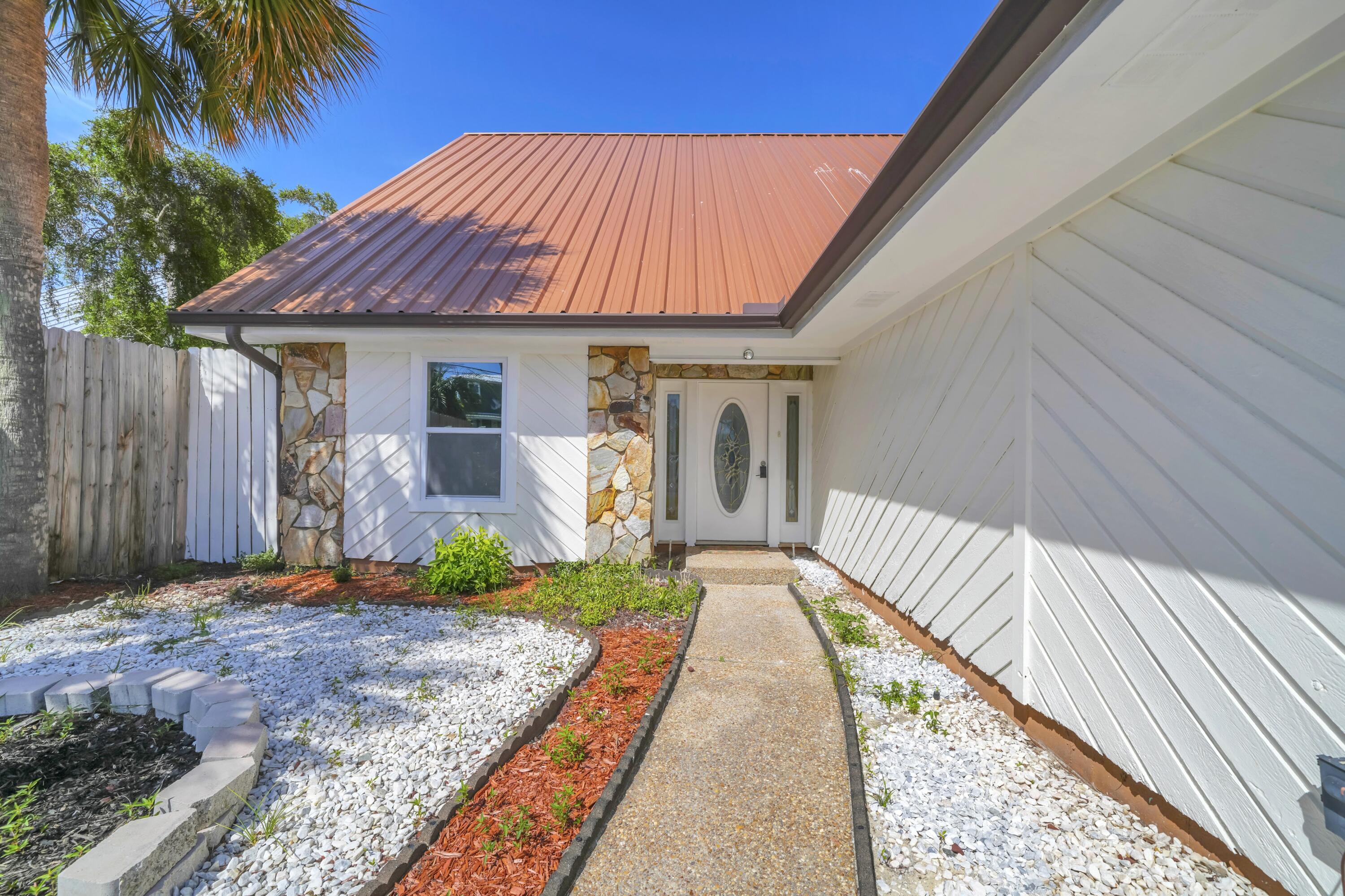 main property photo 67