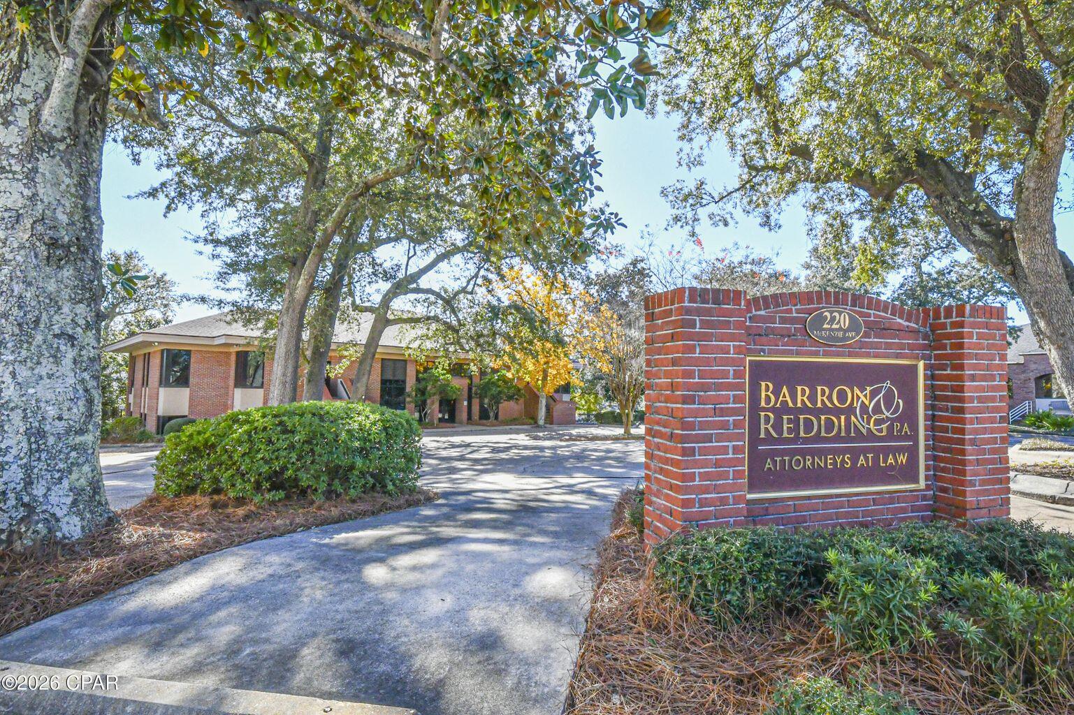 main property photo 17