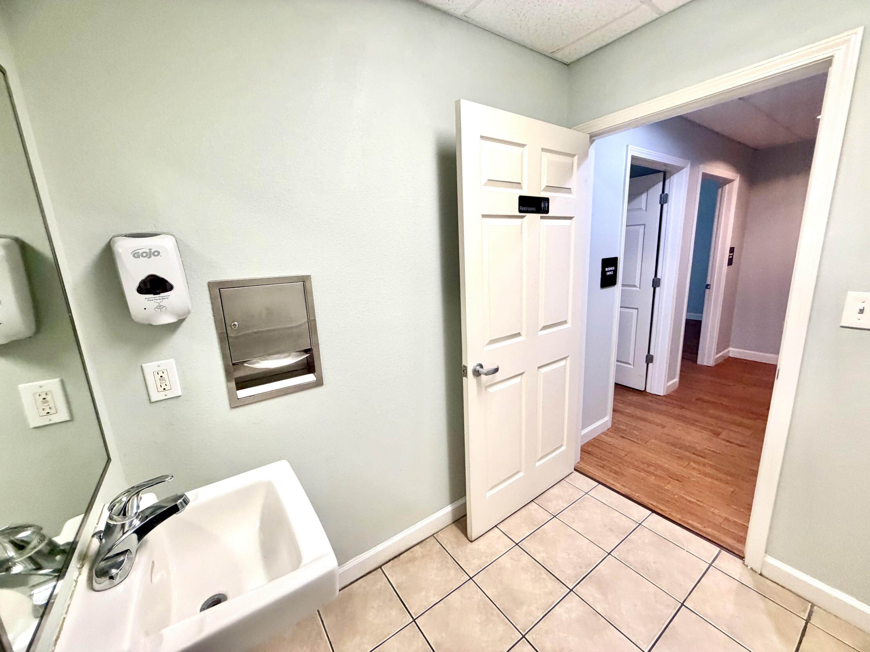 main property photo 45