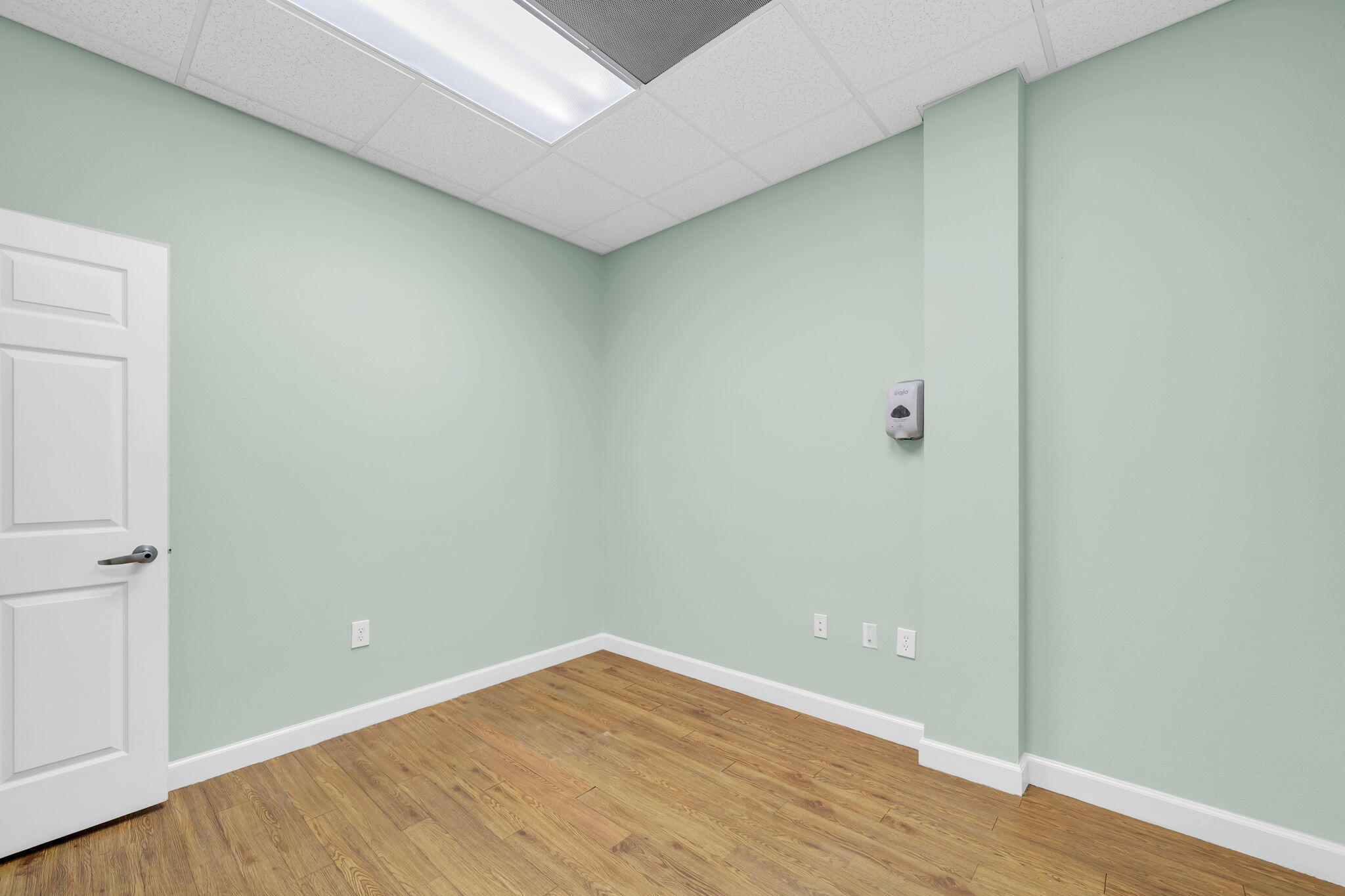 main property photo 56