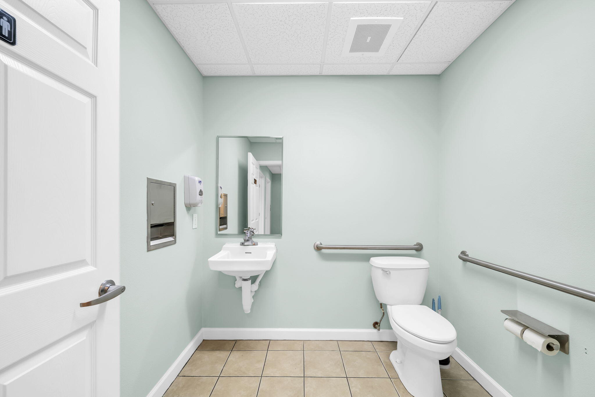 main property photo 63