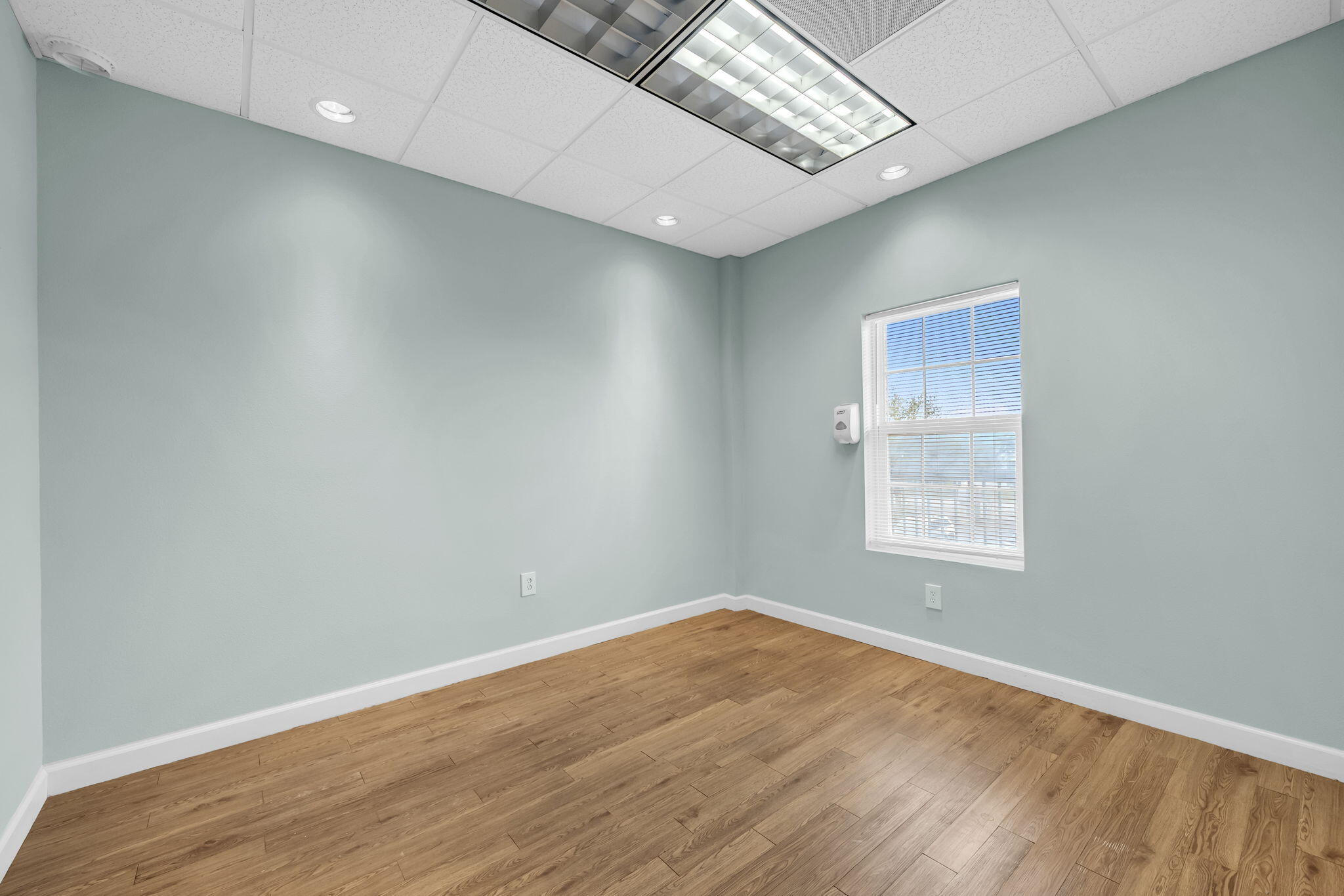 main property photo 64