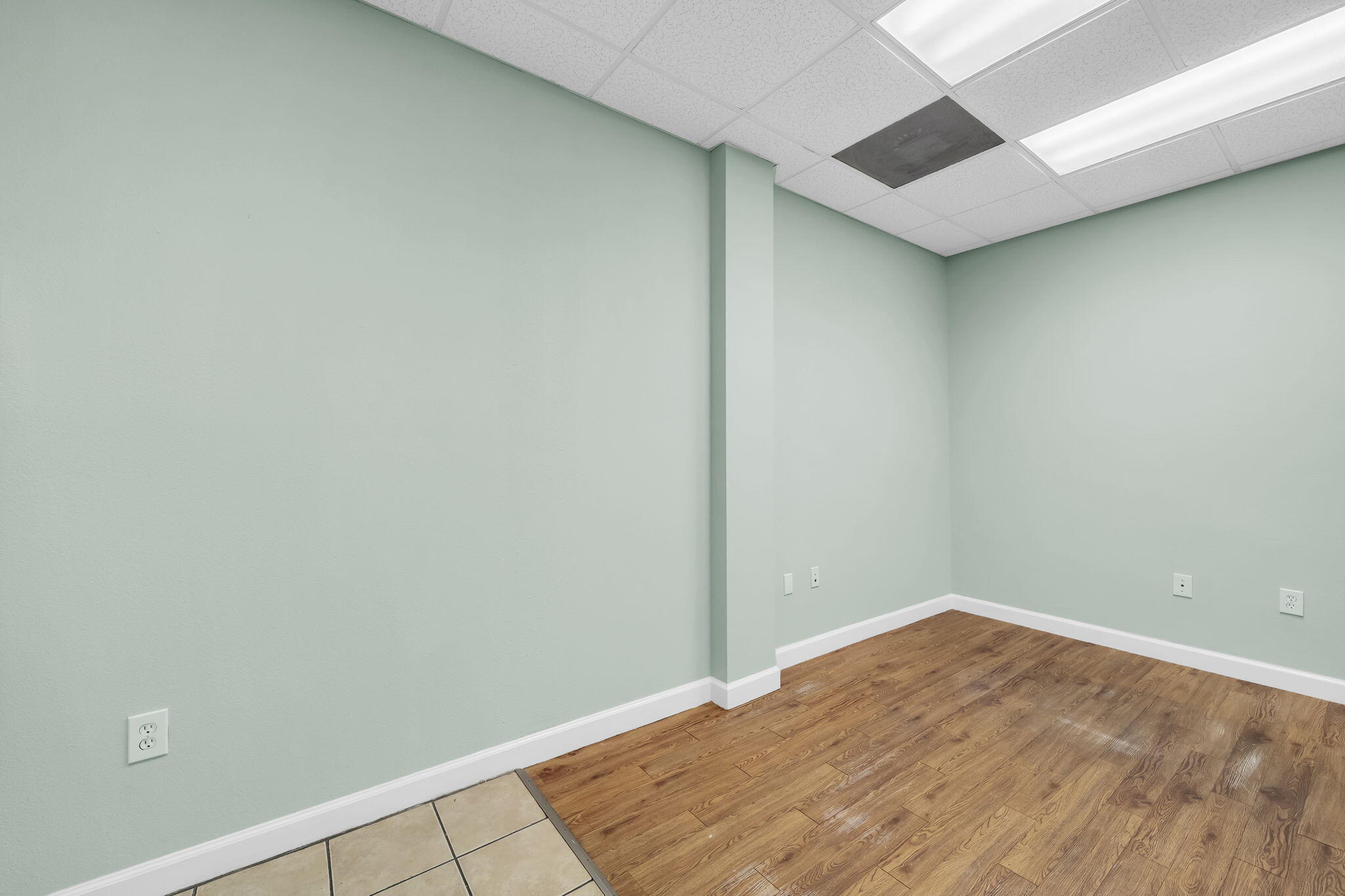 main property photo 66
