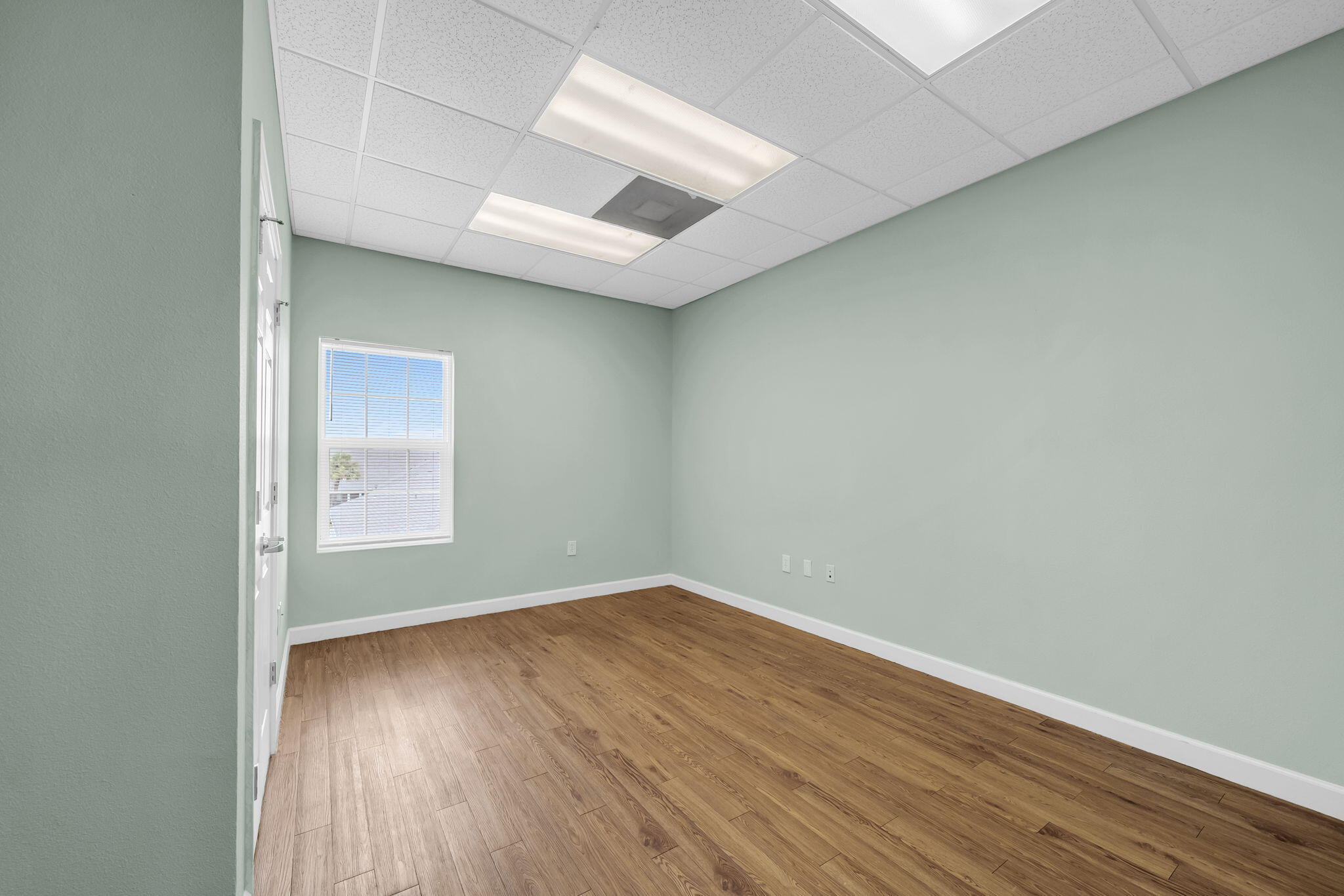 main property photo 67