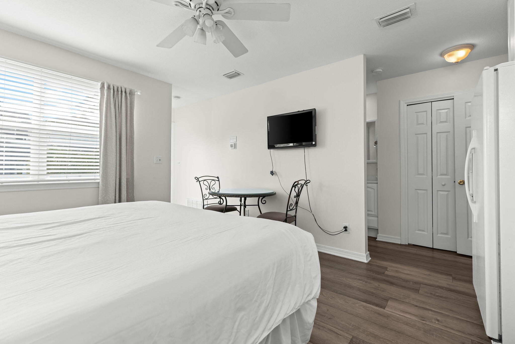main property photo 78