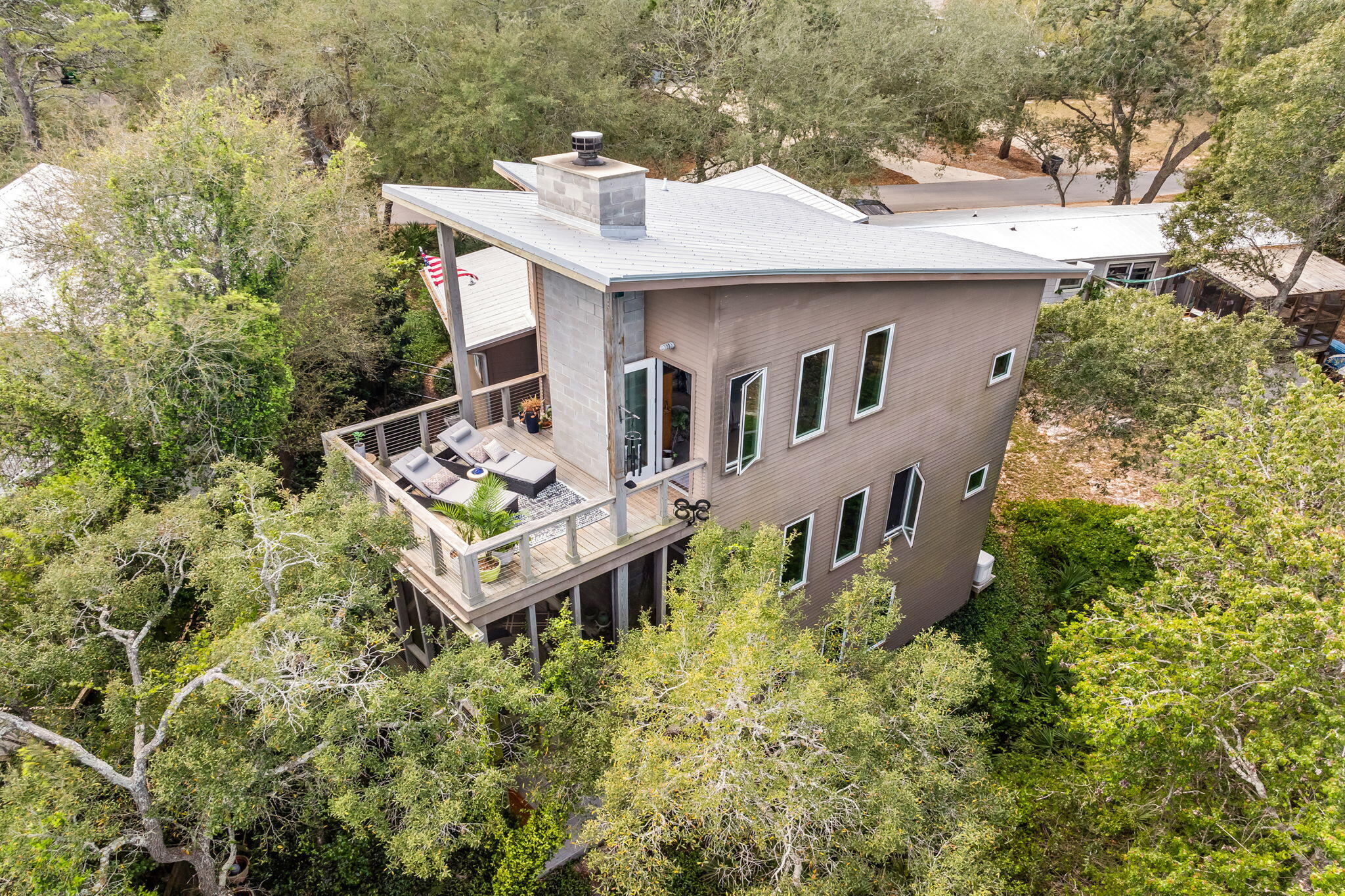 main property photo 43