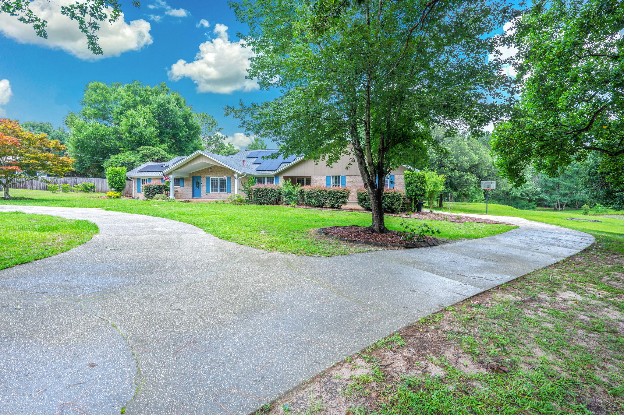 main property photo 50