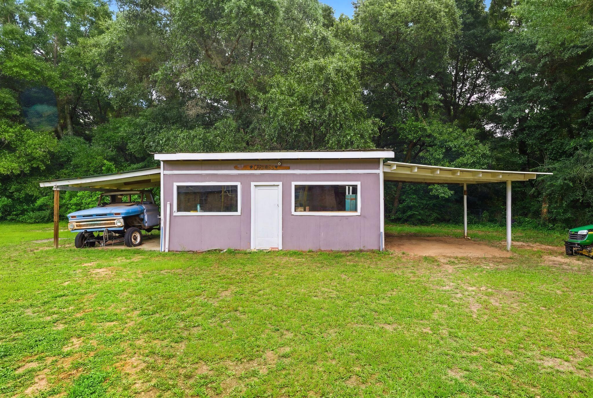 main property photo 24