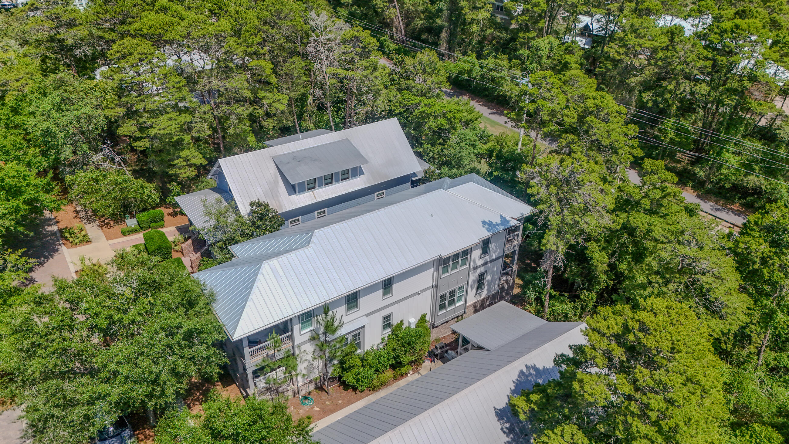 main property photo 76