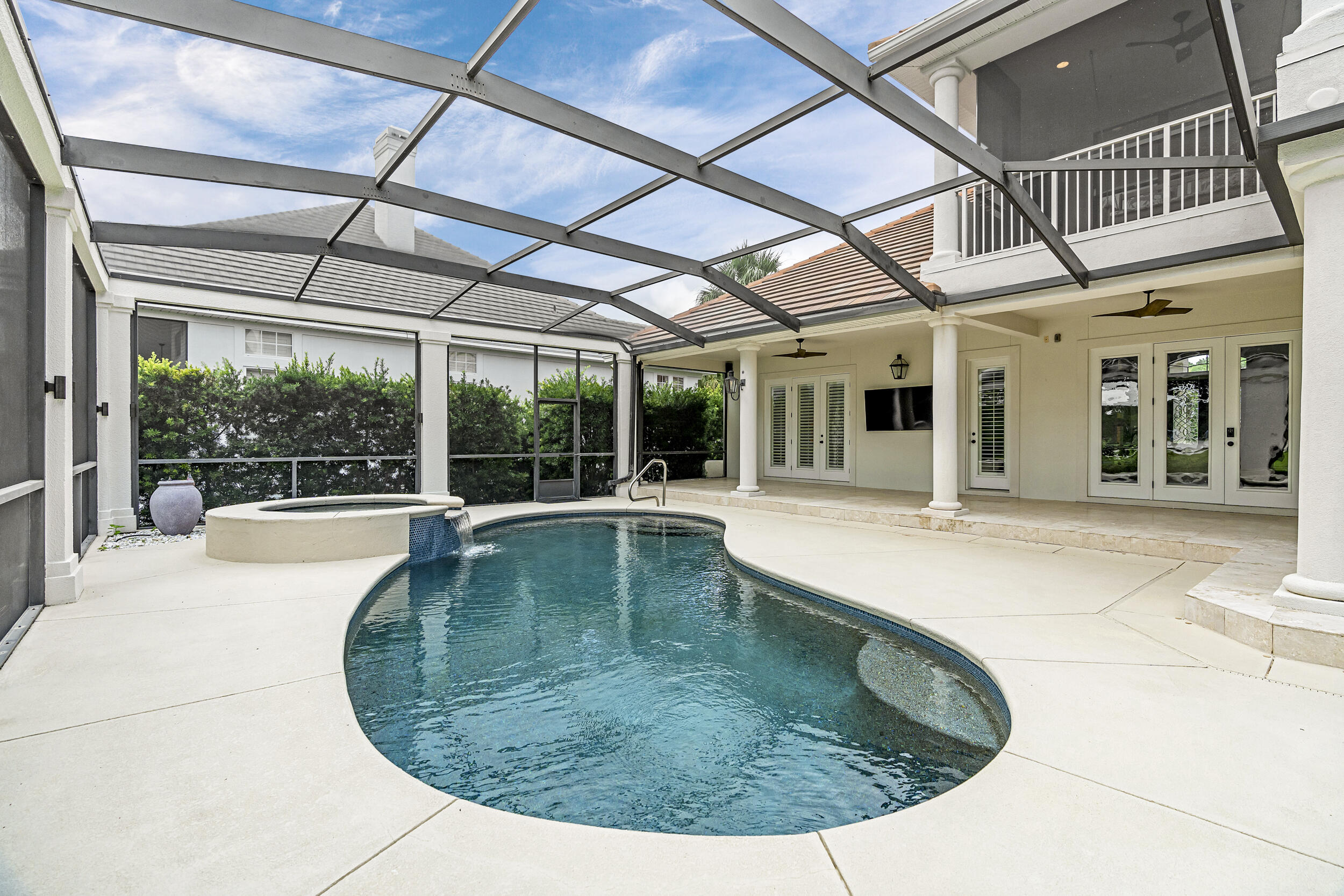 main property photo 76