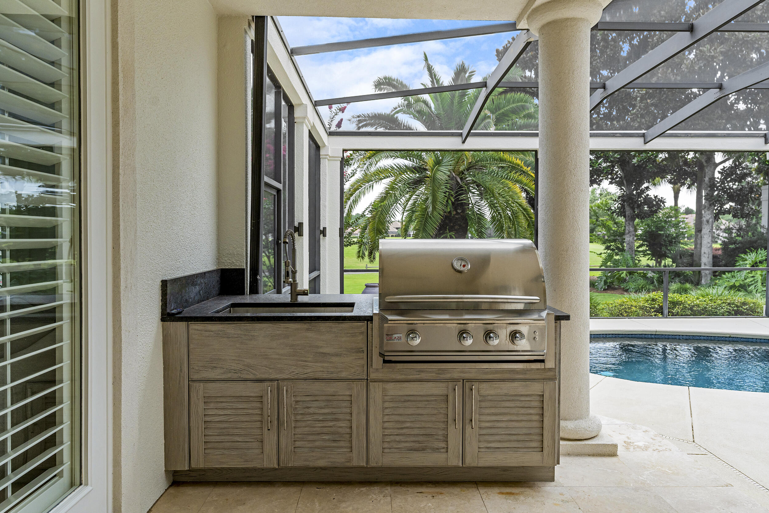 main property photo 81