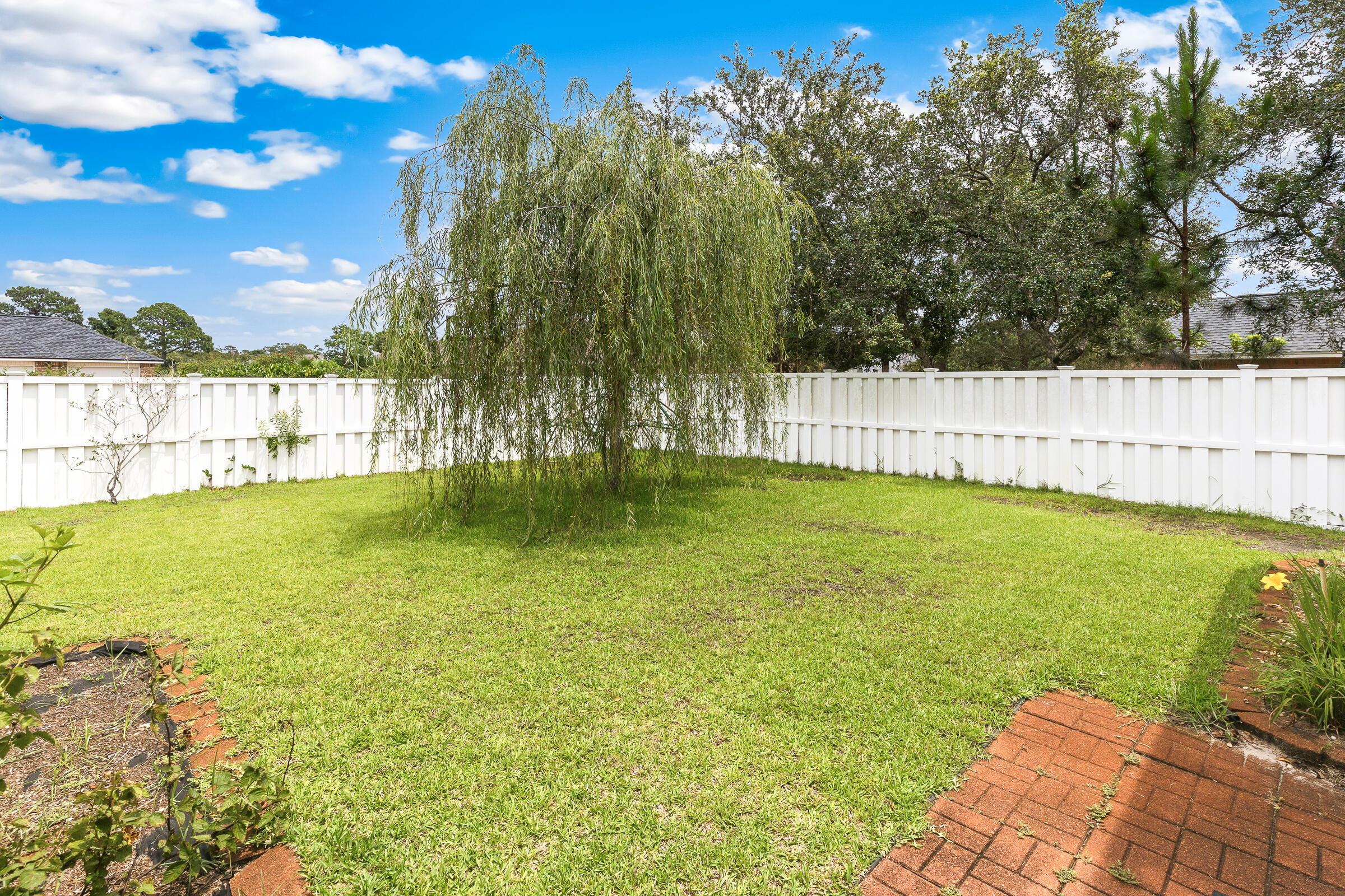 main property photo 65